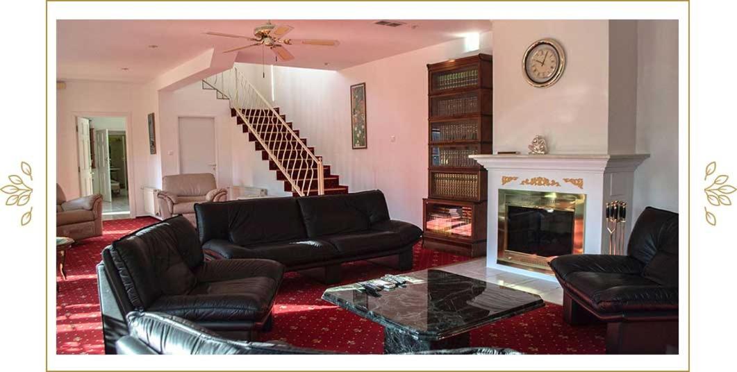 Double Room with Extra Bed photo 2