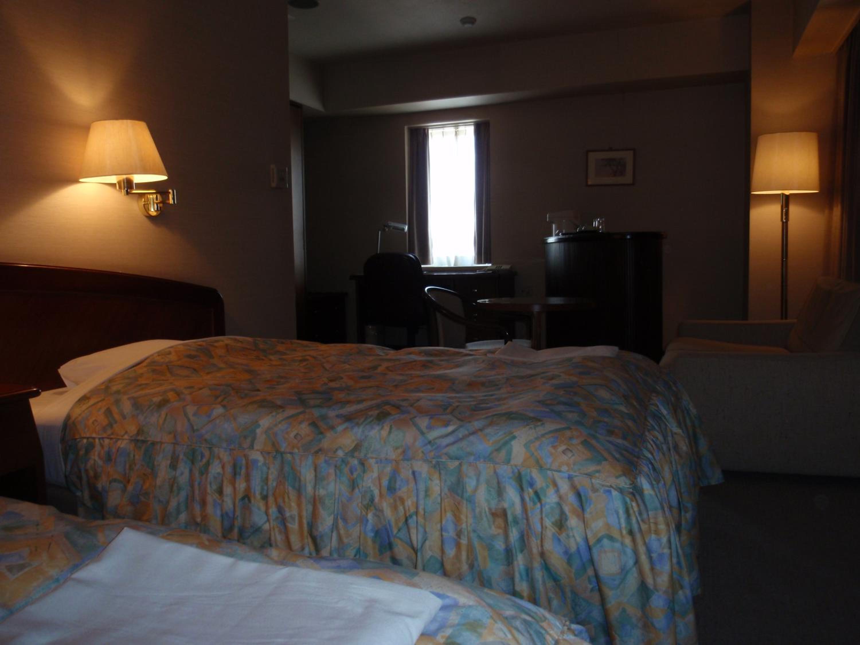 Twin Room - Non-Smoking photo 3
