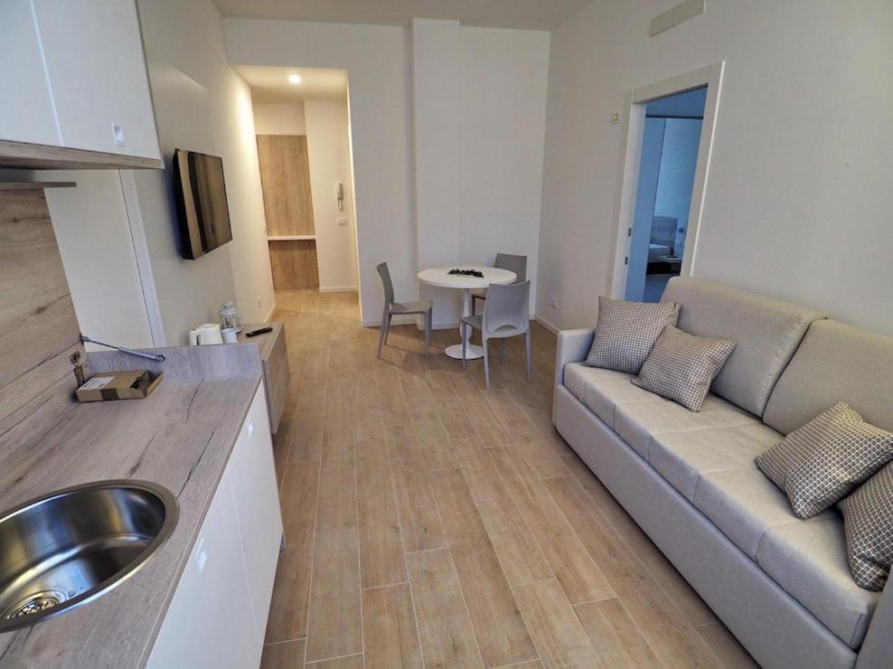 One-Bedroom Standard Apartment