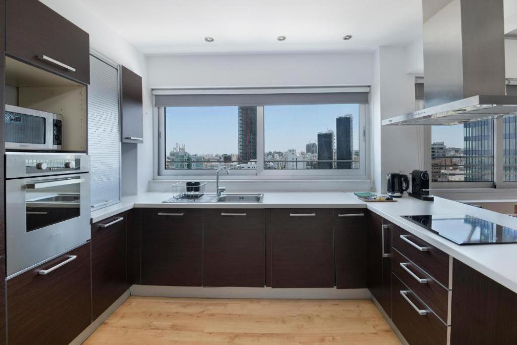 Two-Bedroom Apartment with City View
