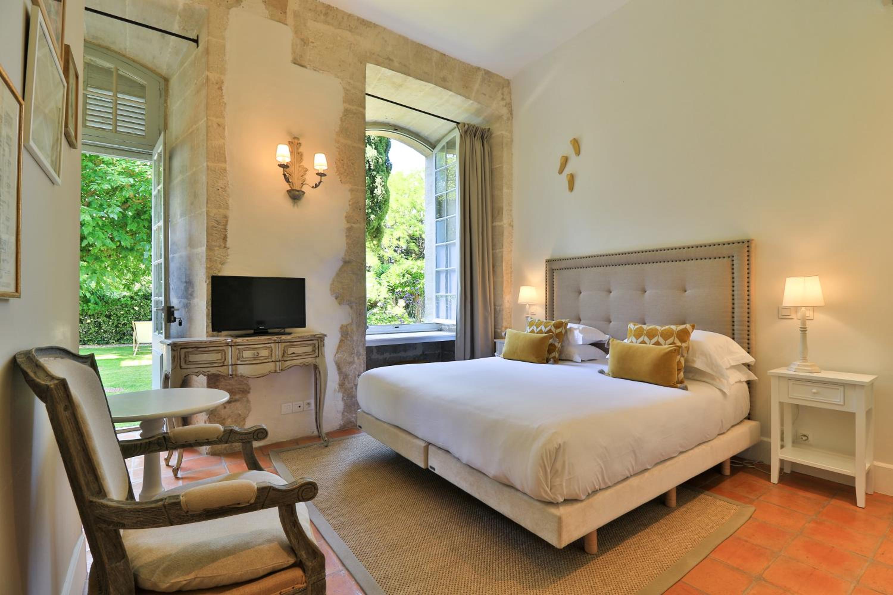 Deluxe Double Room with Garden View - Photo 2