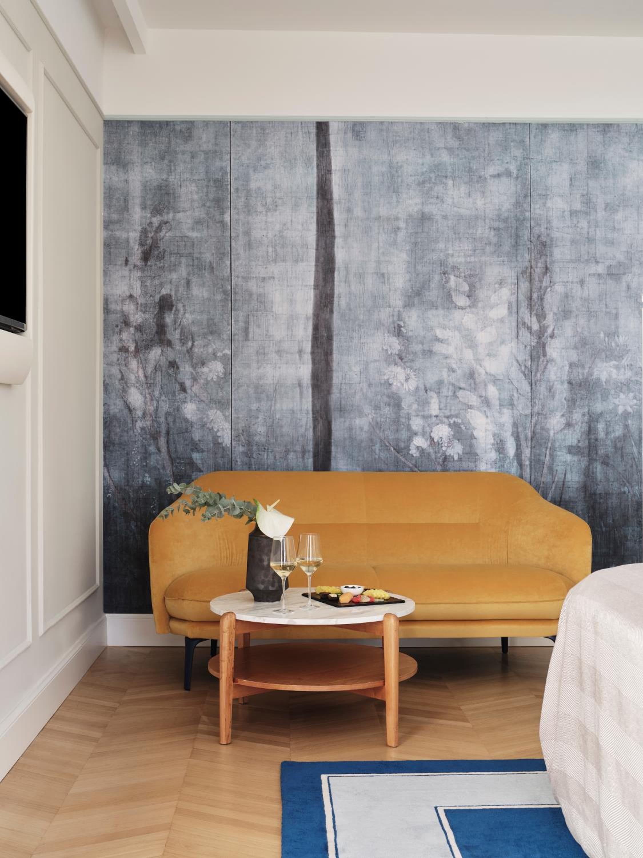 Superior Double Room with Sofa - Photo 4