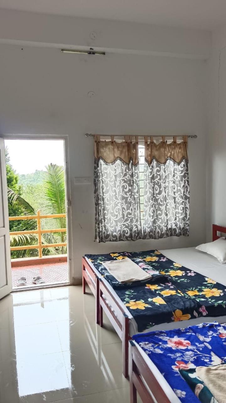 4-Bed Mixed Dormitory Room