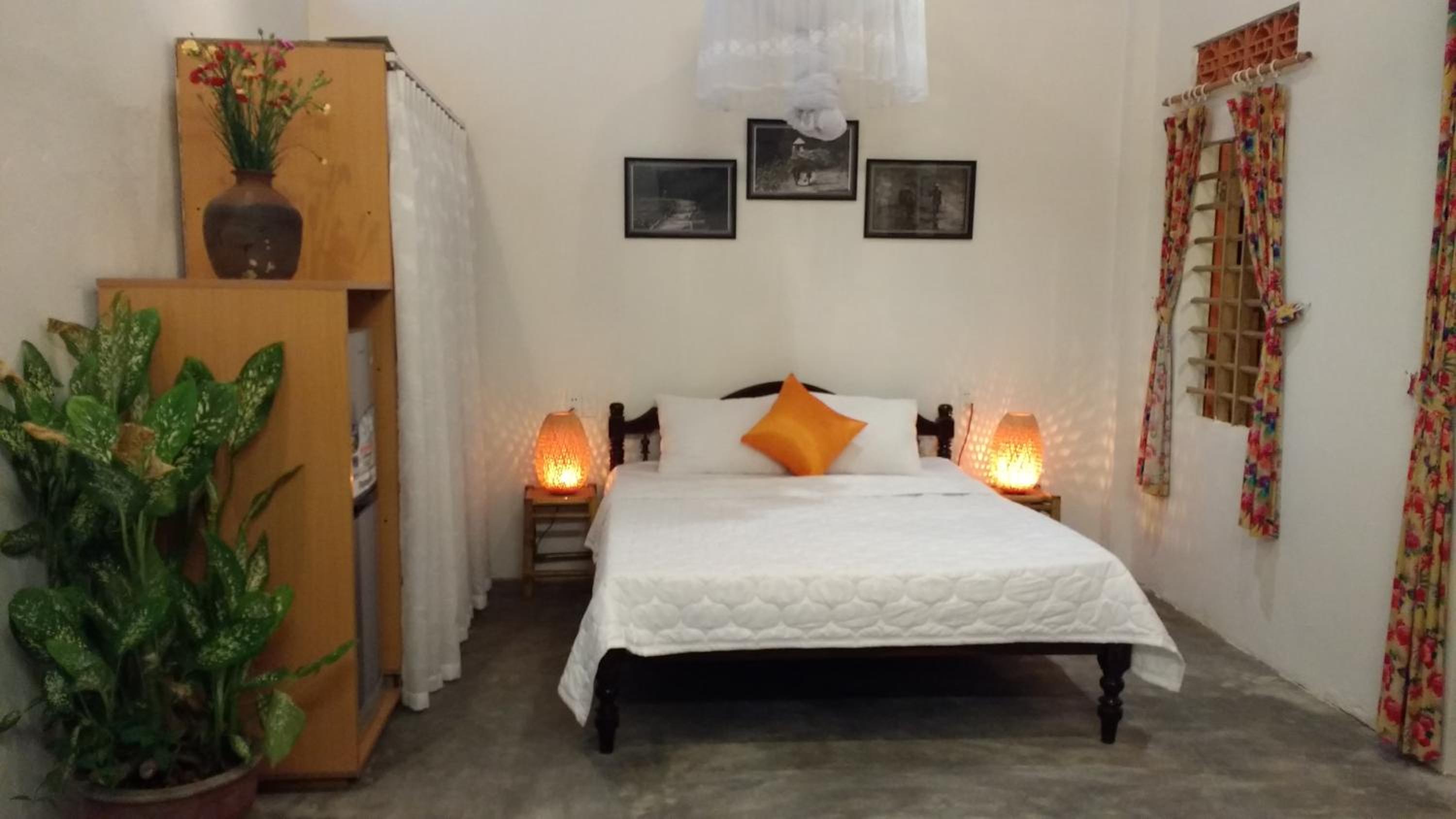 One-Bedroom Bungalow