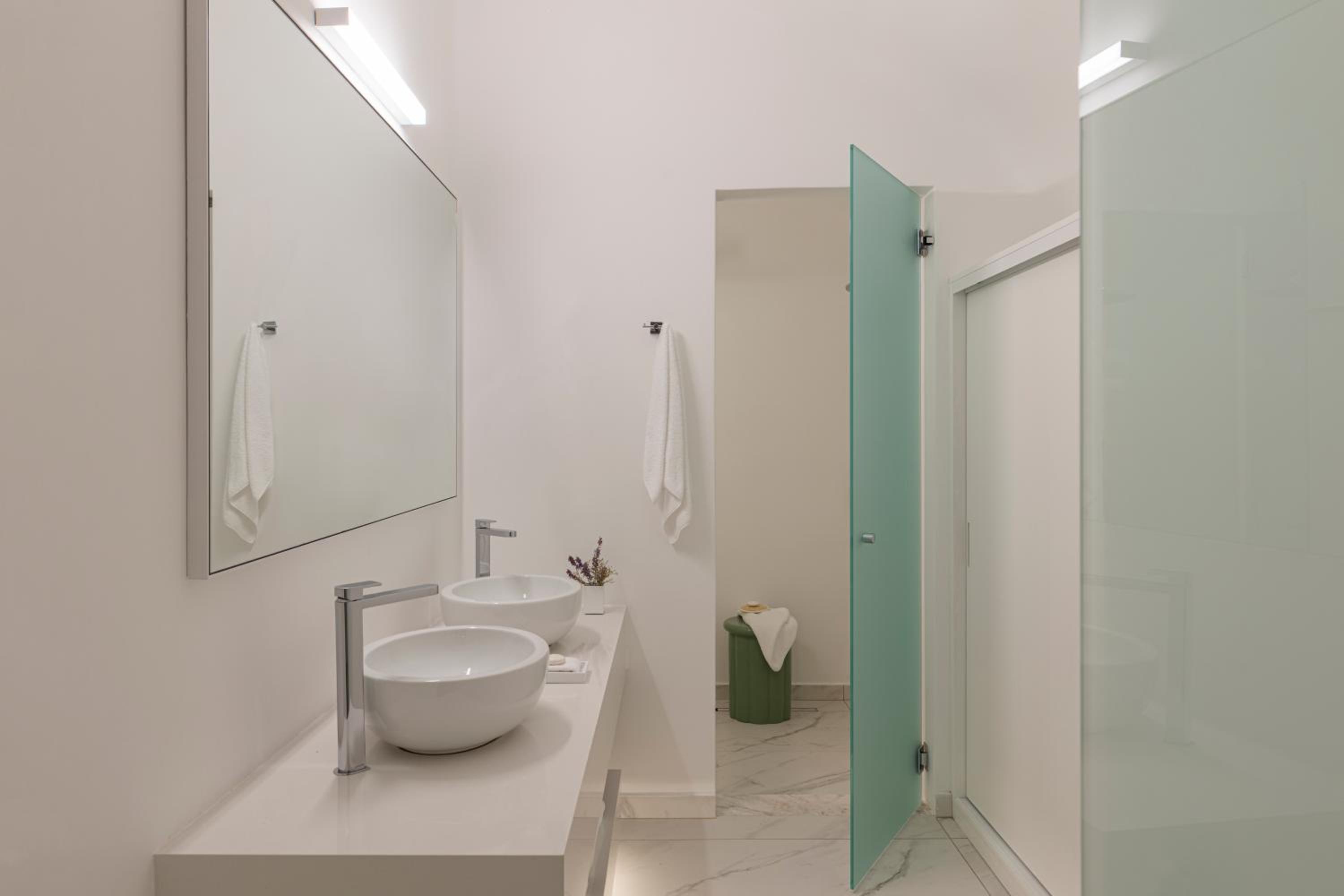 One-Bedroom Villa - Photo 10