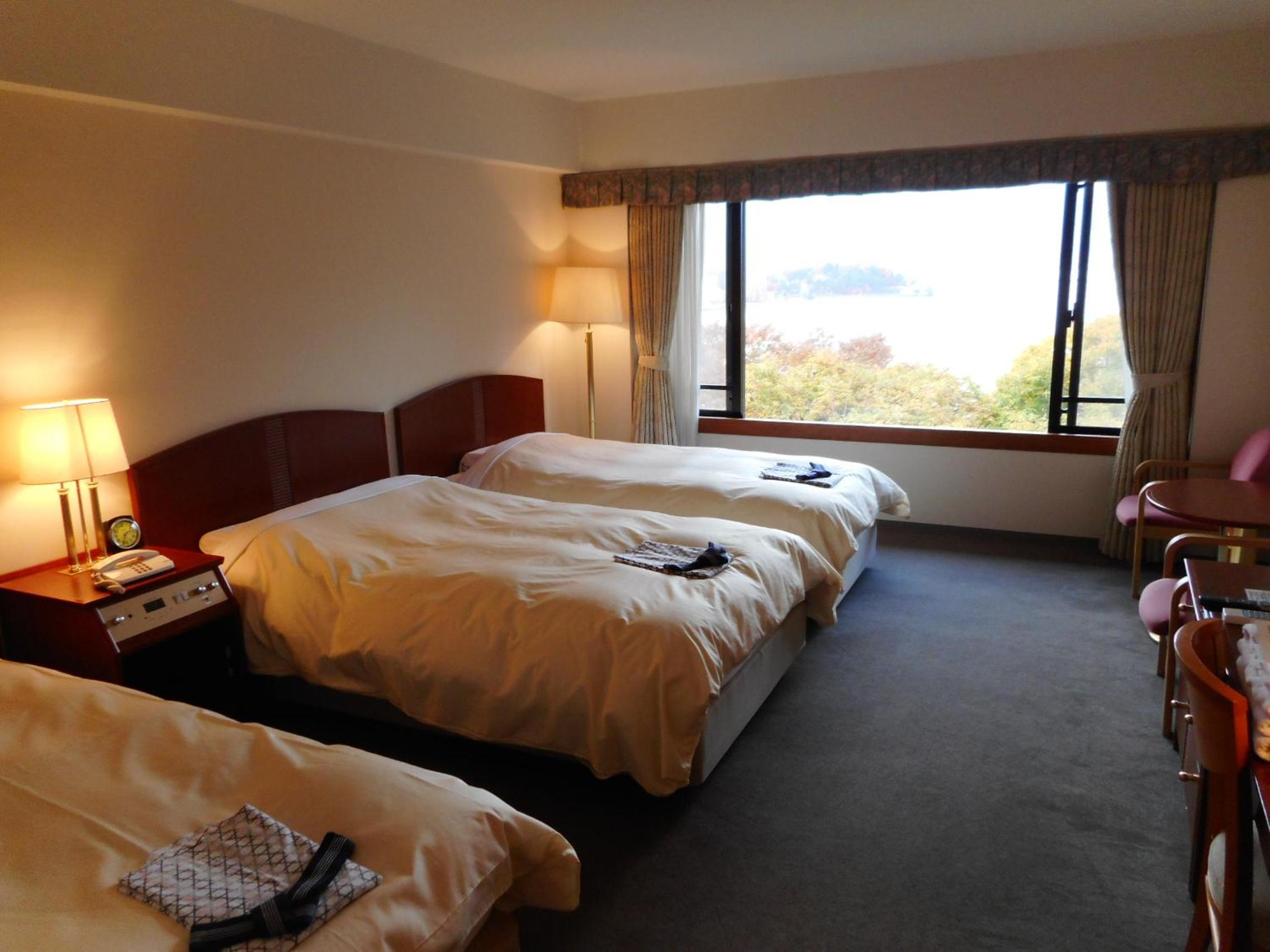 Triple Room with Bathroom