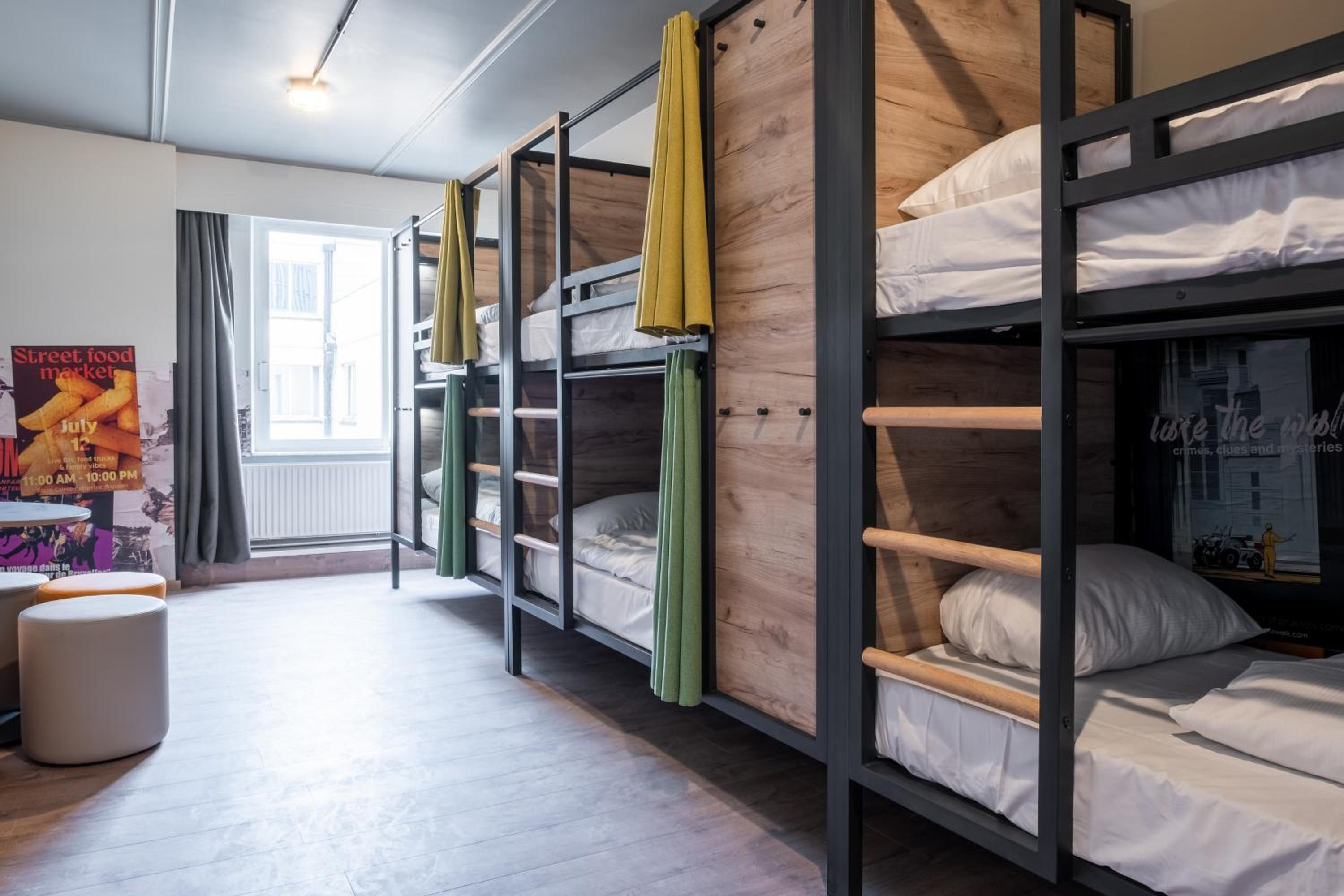 Bed in 6-Bed Mixed Dormitory Room photo 2