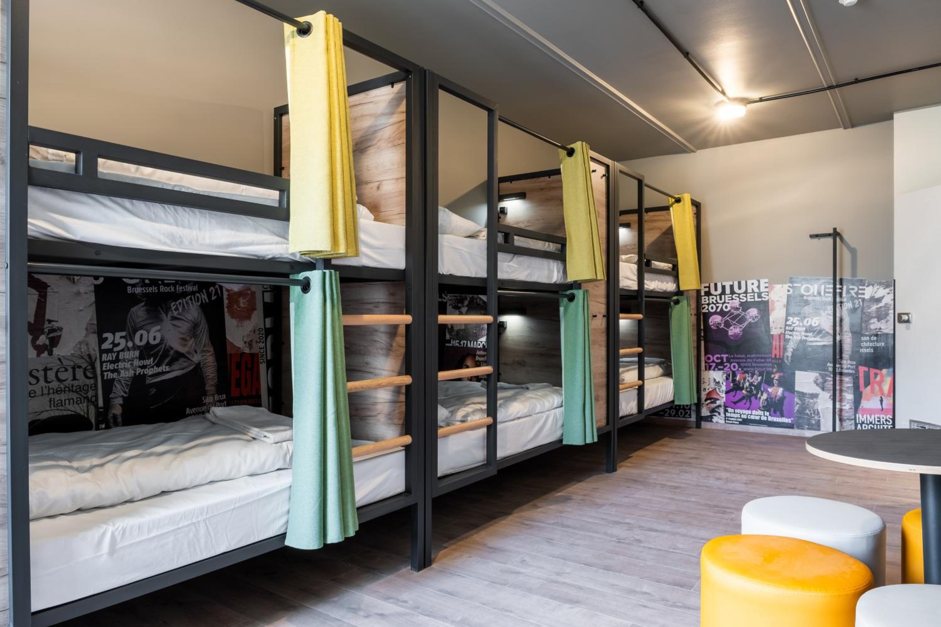 Bed in 6-Bed Mixed Dormitory Room photo 3