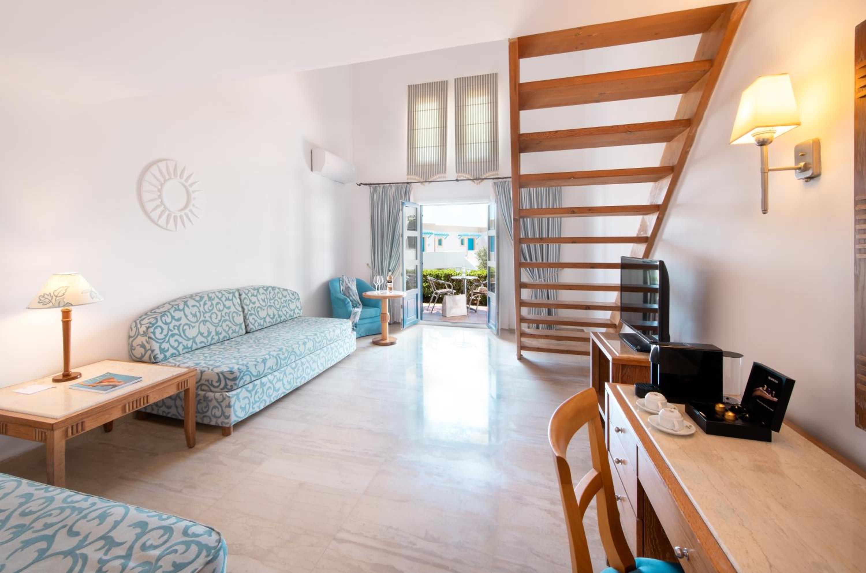  Maisonette Garden View  - Photo 2