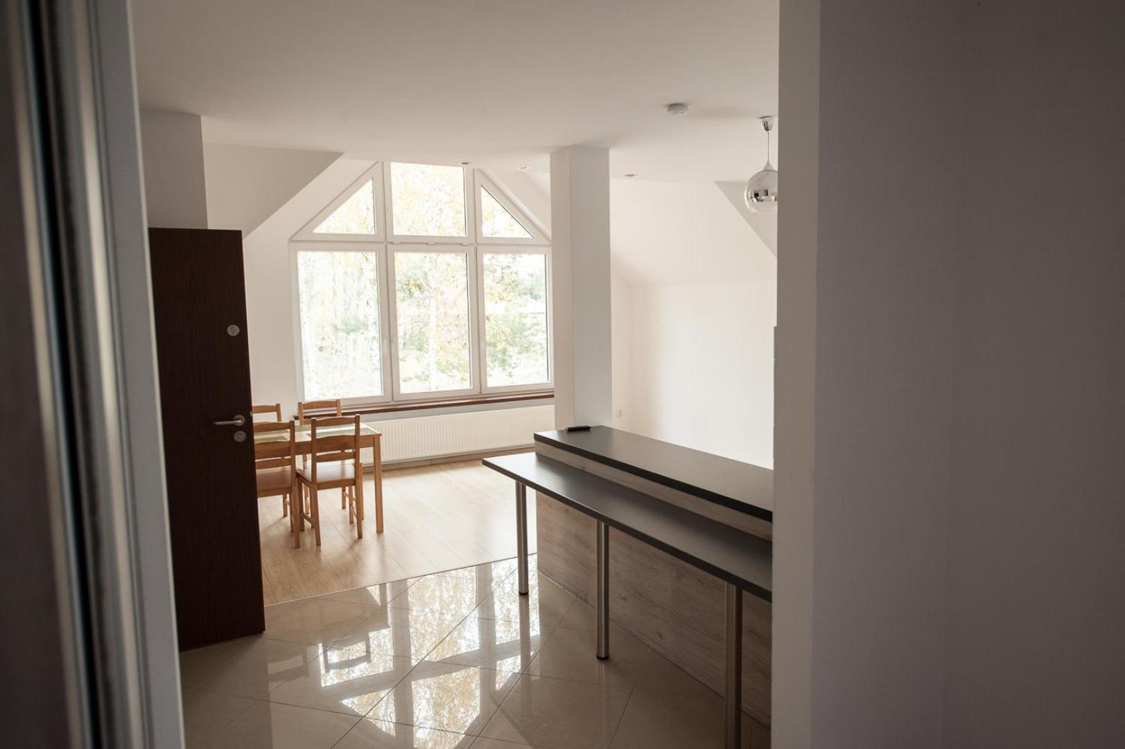 Apartment photo 3