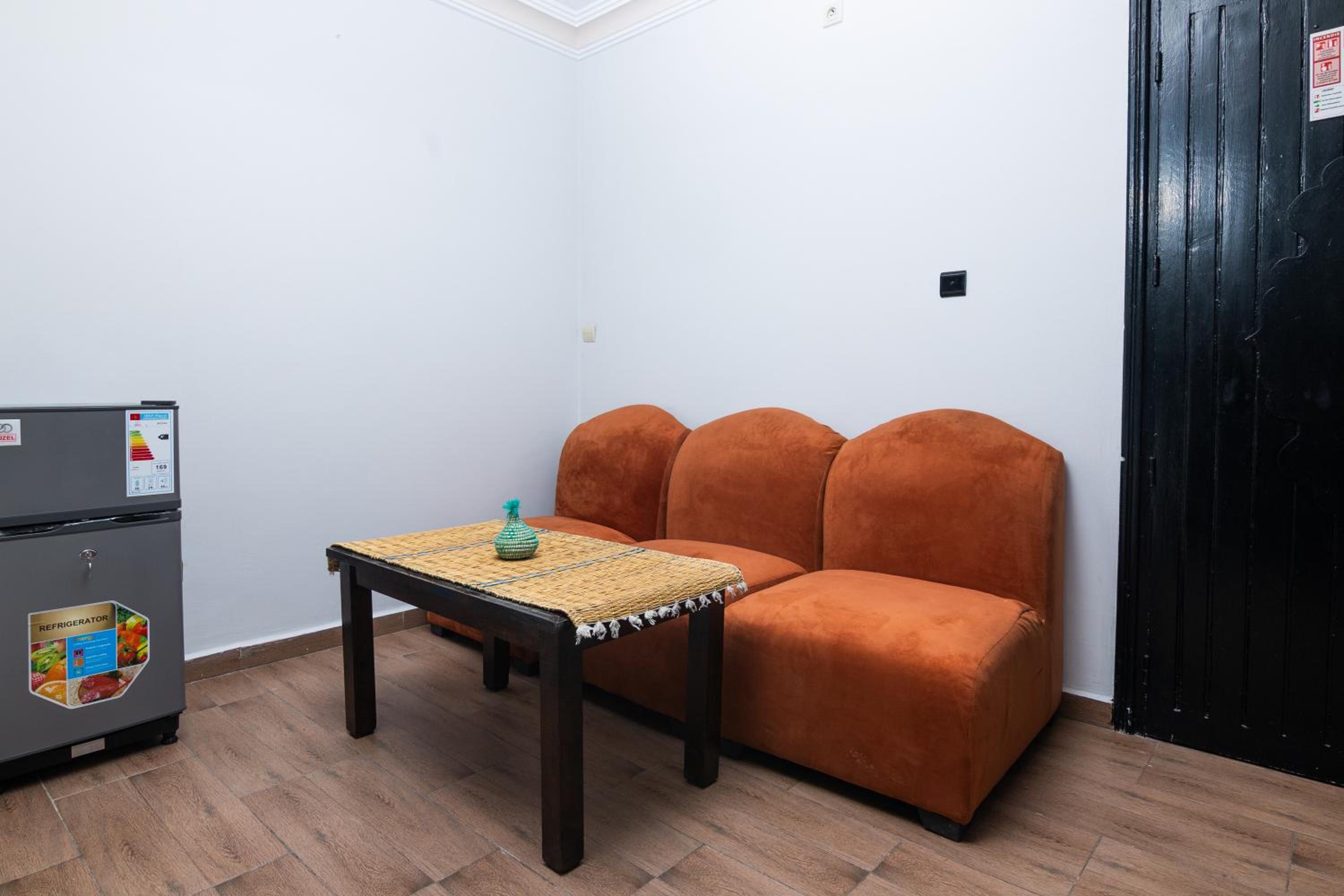 Apartment with Mountain View photo 3