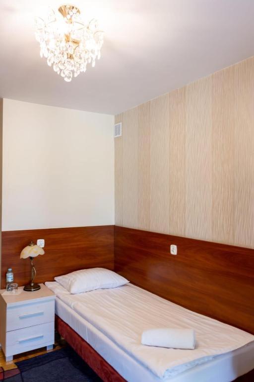Economy Single Room