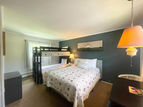 Classic Quadruple Room photo 2