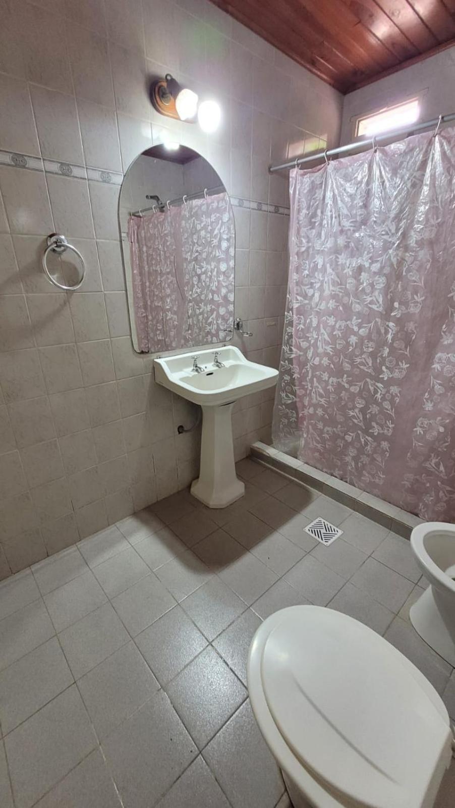Quadruple Room with Private Bathroom photo 3