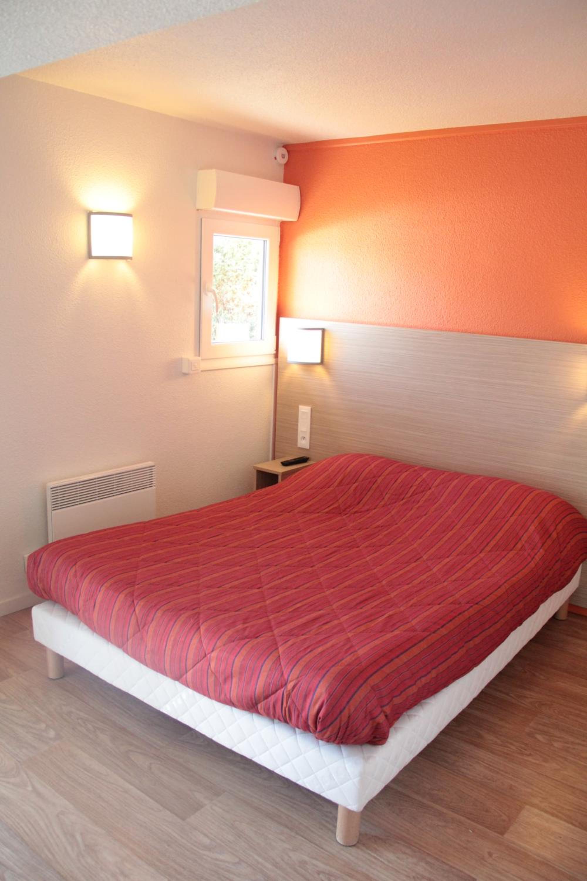 Double Room - Photo 2