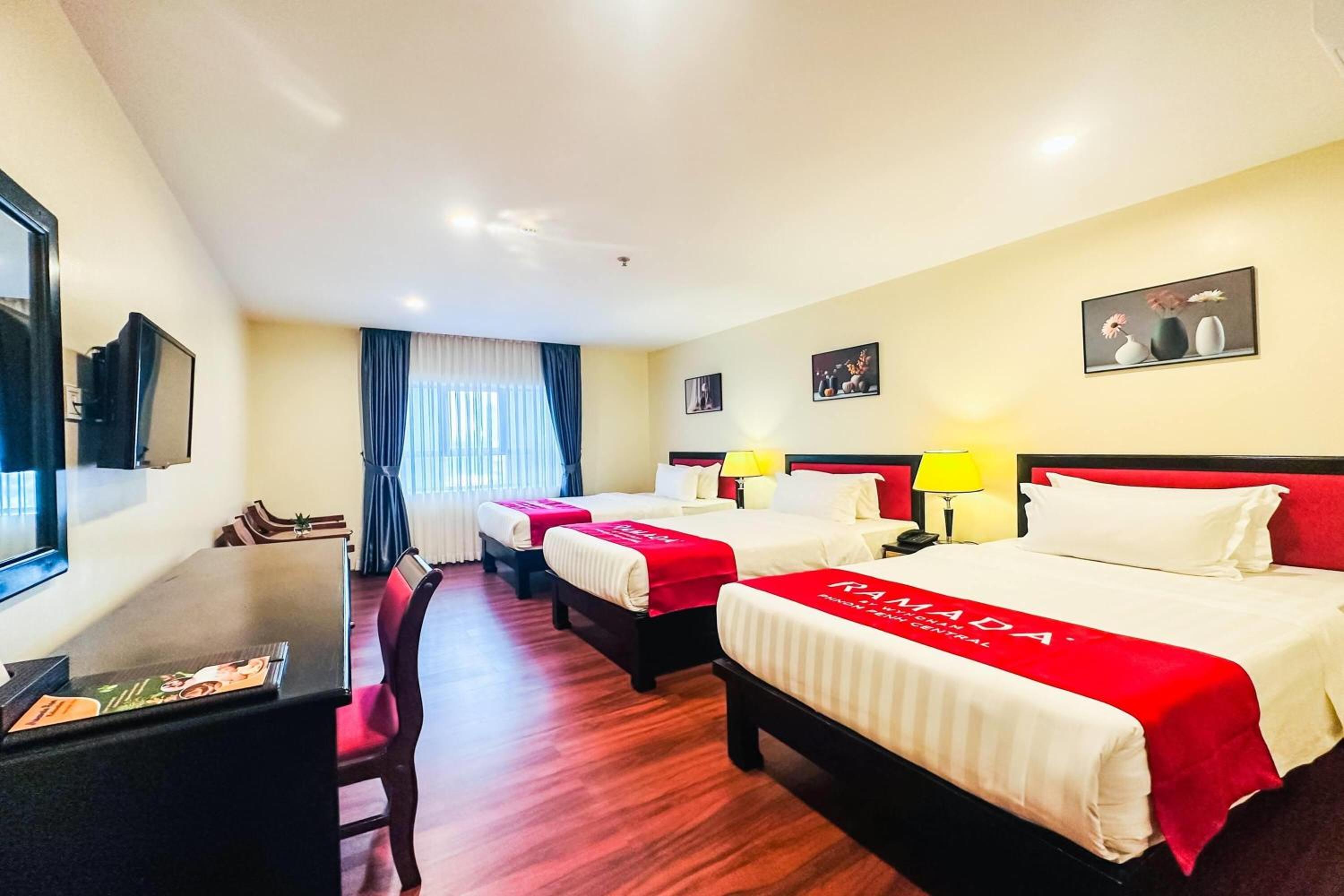 Deluxe Triple Room