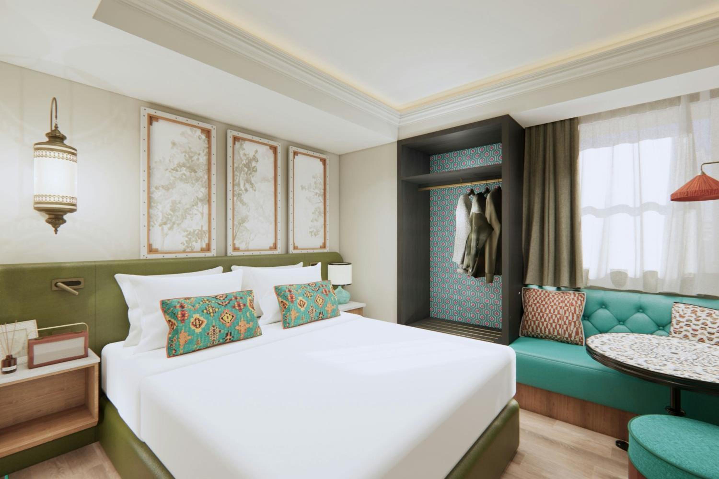 Classic Double Room with City View photo 1