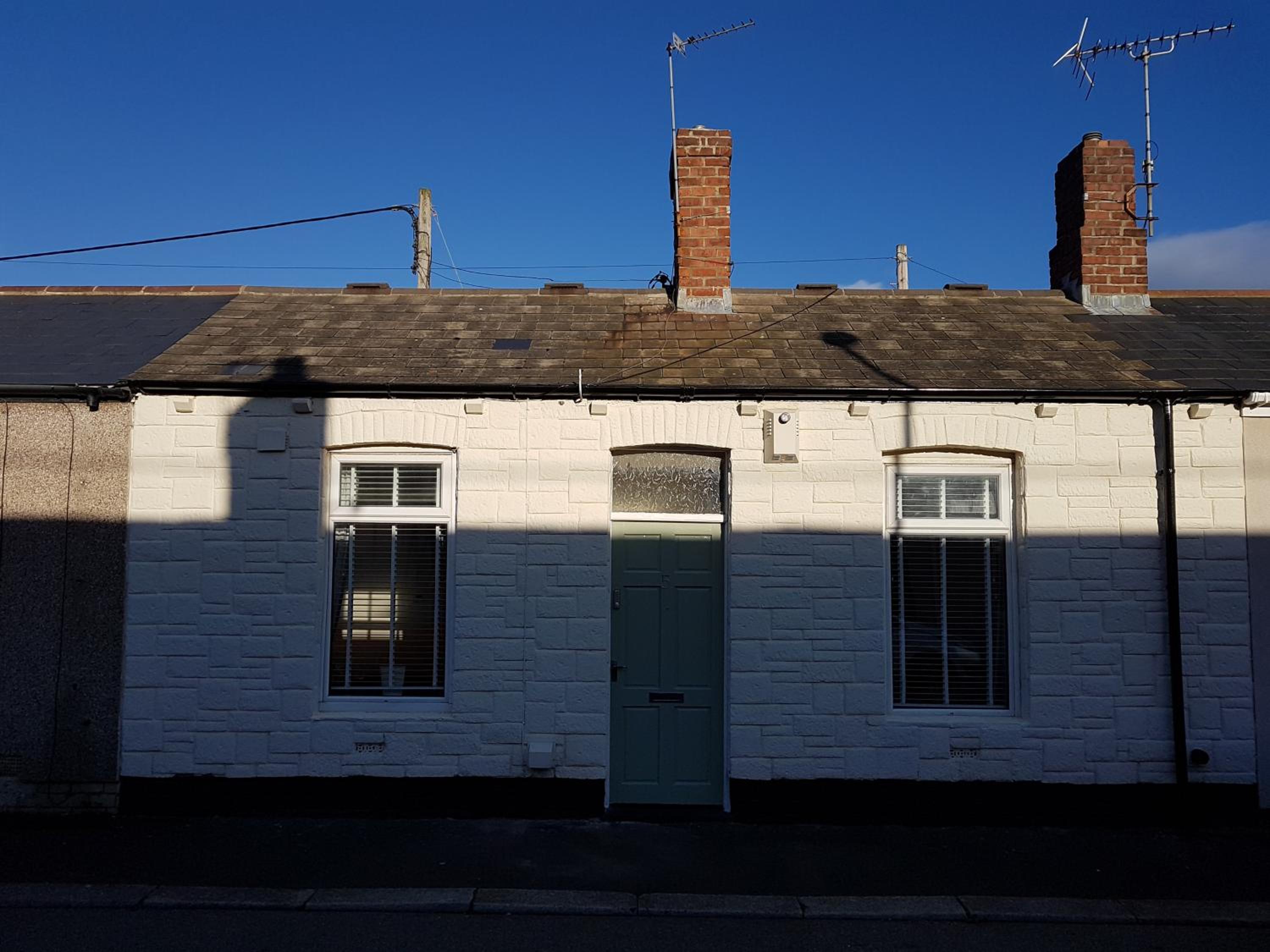 One-Bedroom House photo 3