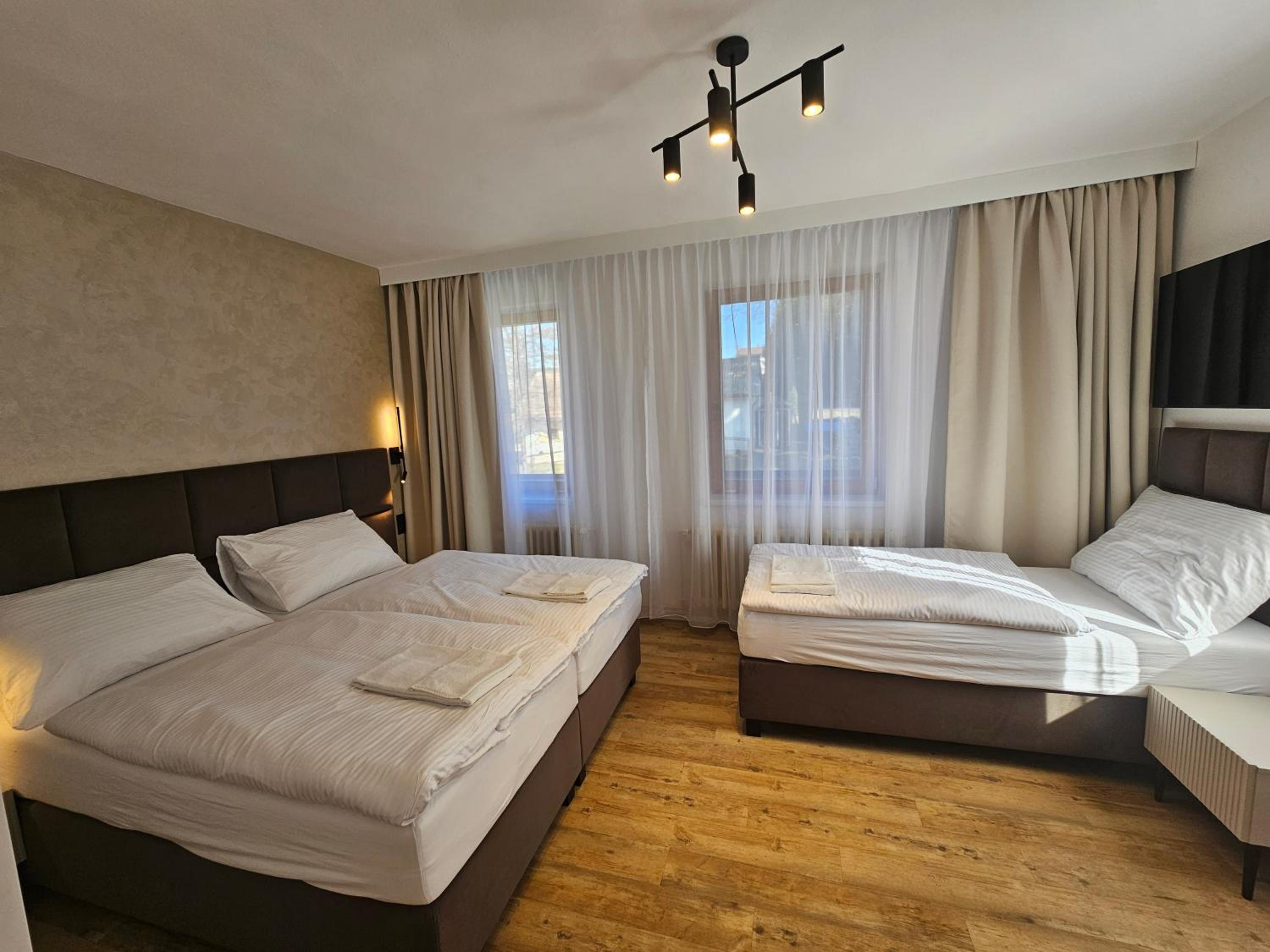 Superior Triple Room photo 3
