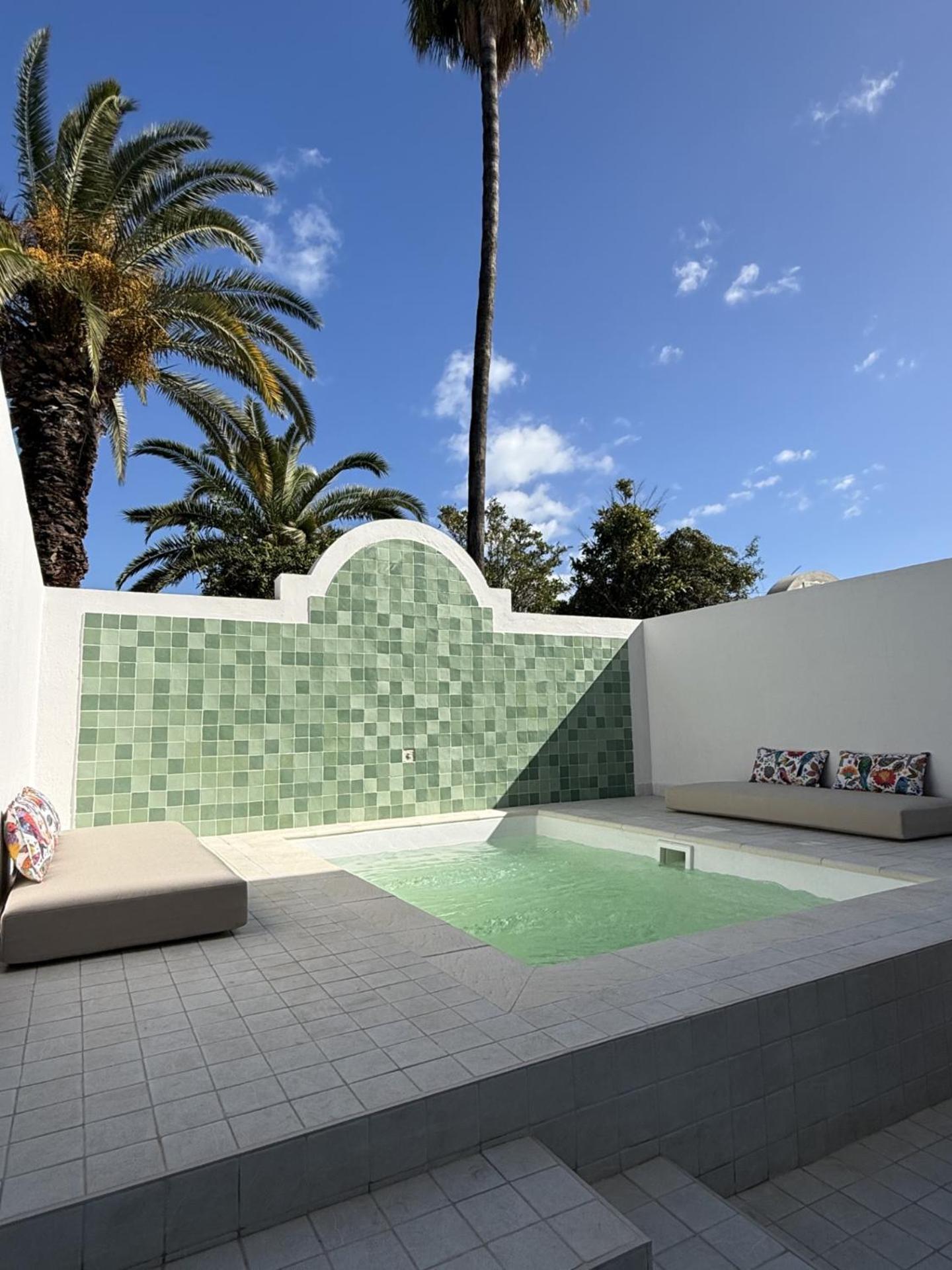 Double Room with Pool View photo 2