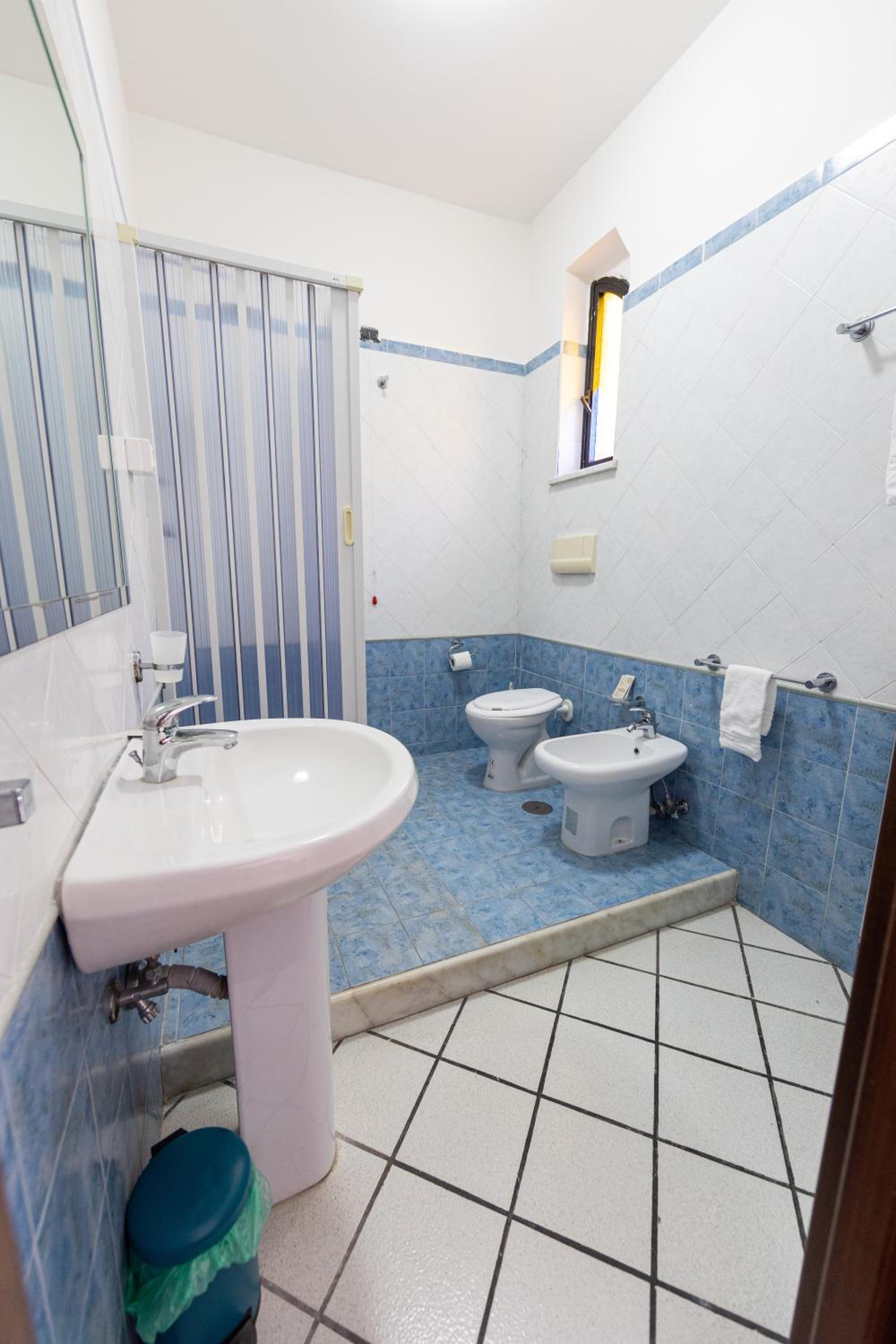 Three-Bedroom Vacation Home  photo 2