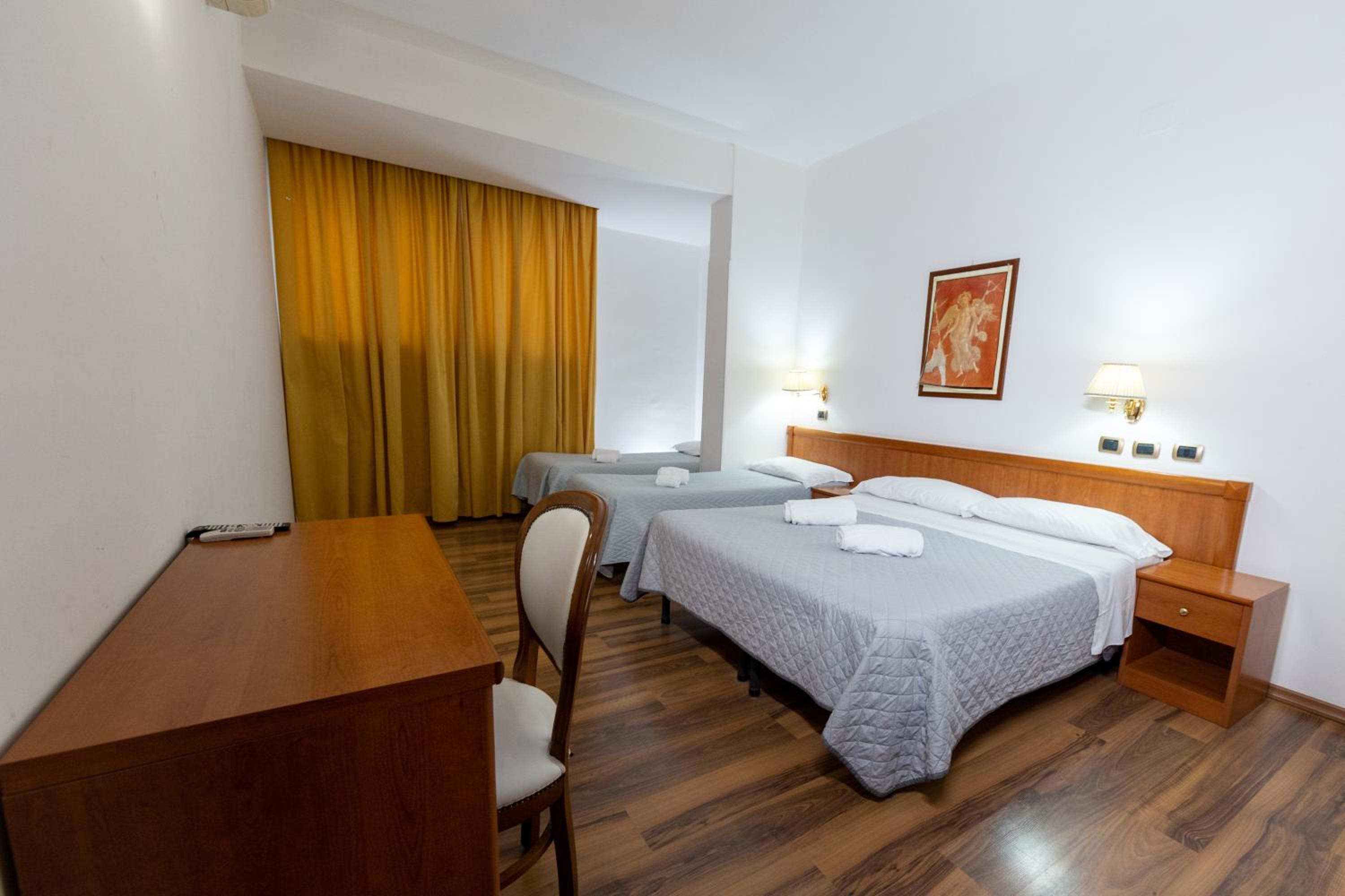 Quadruple Room photo 2