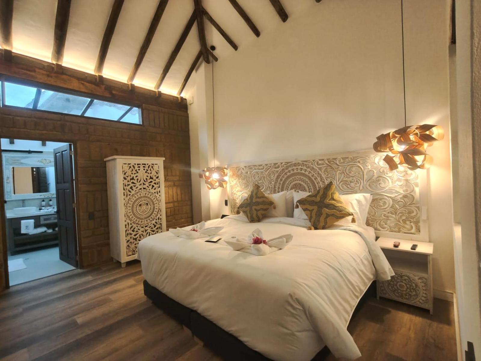 Deluxe Double or Twin Room