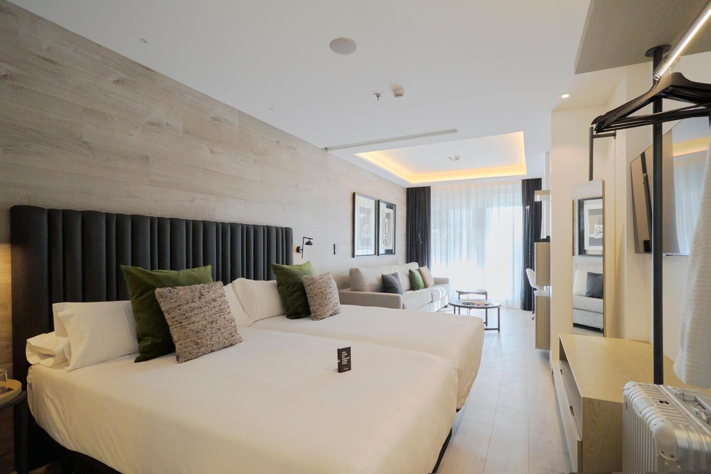 Two-Bedroom Suite