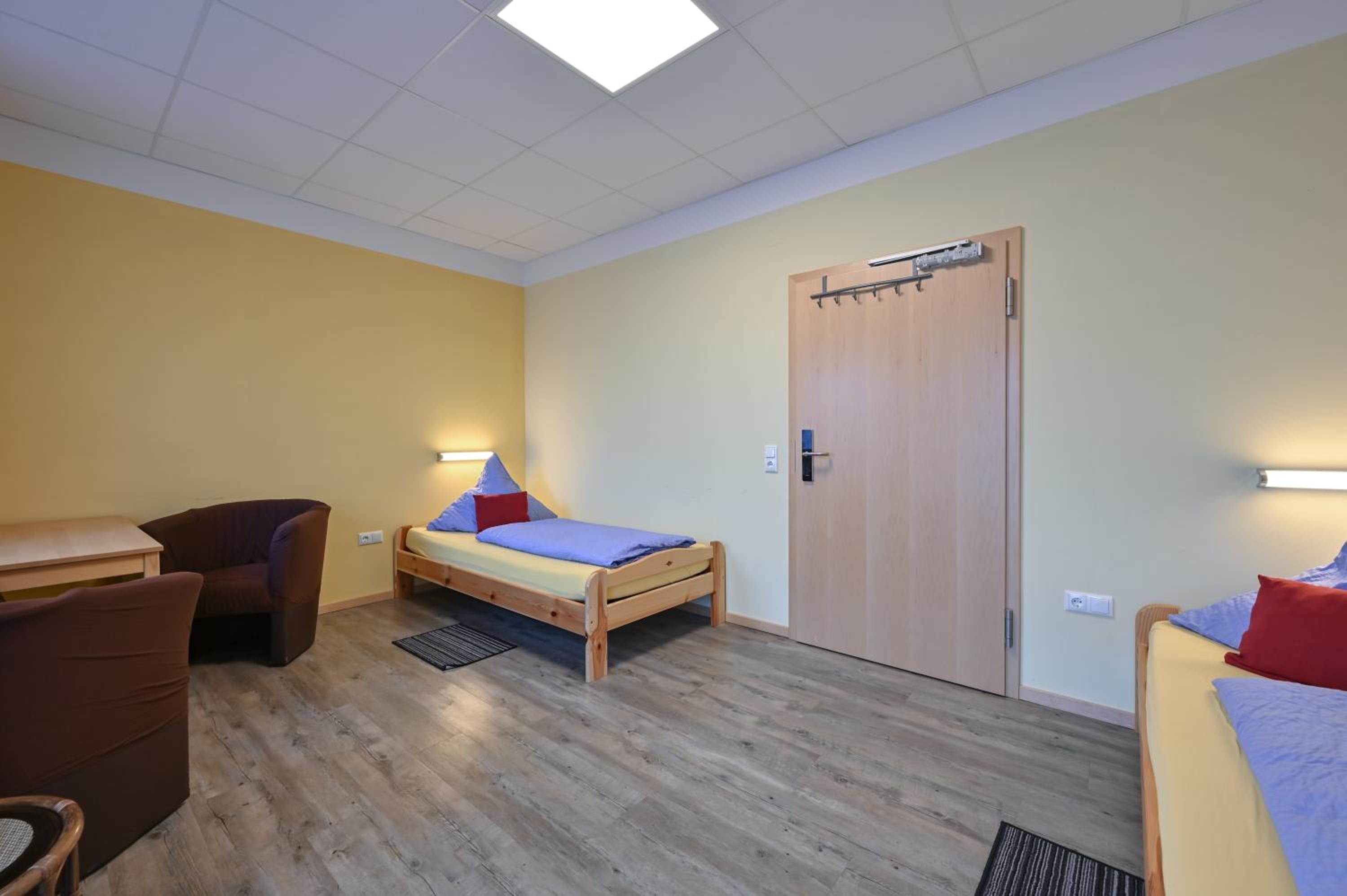 Twin Room - Disability Access photo 1