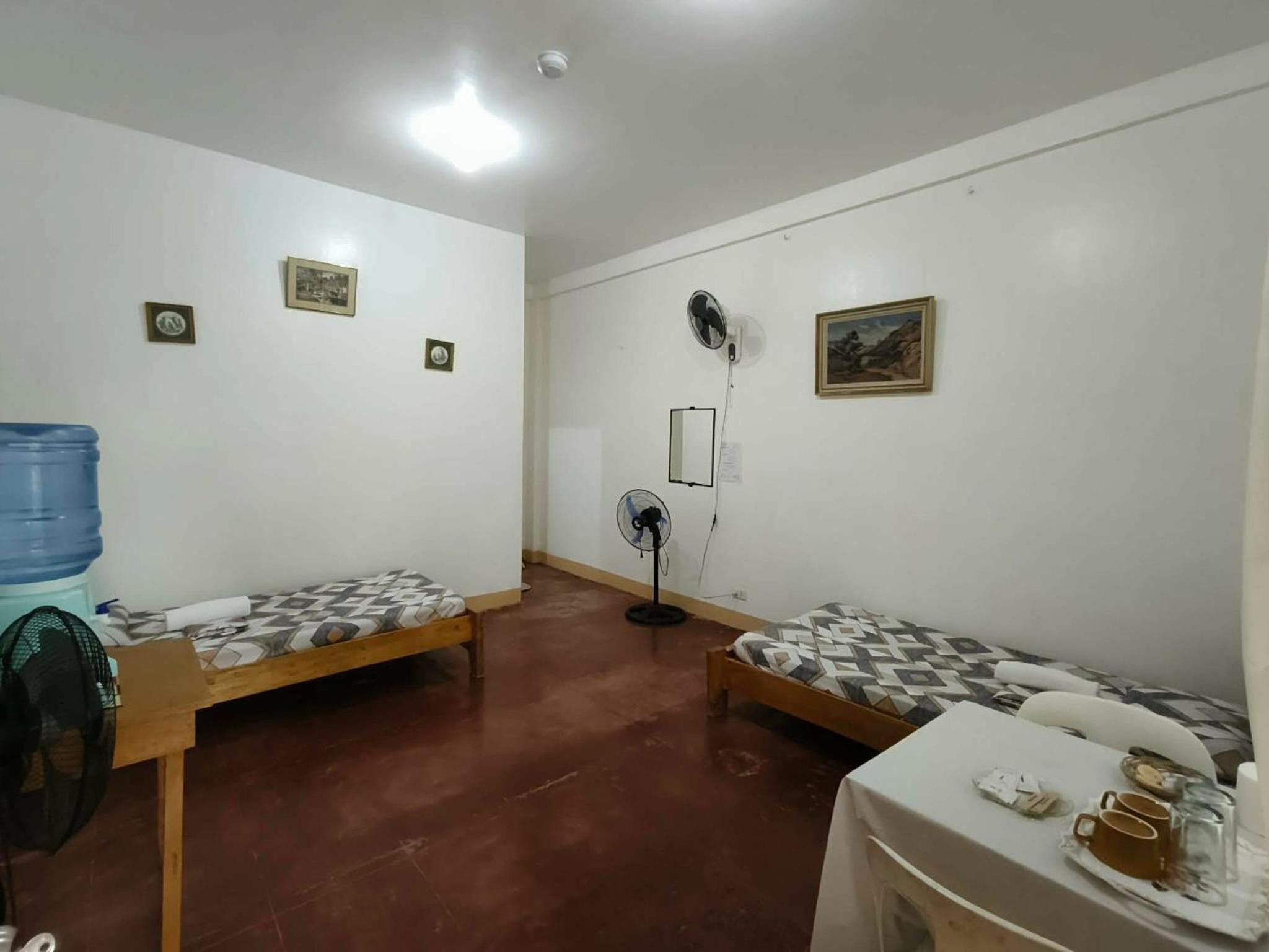 Budget Double or Twin Room photo 2