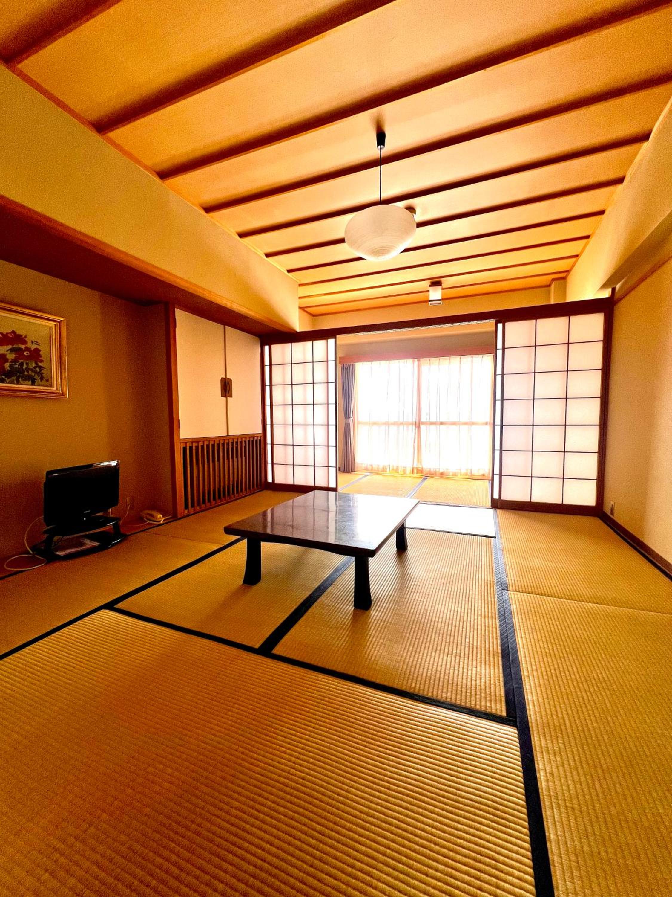 Family Room photo 2