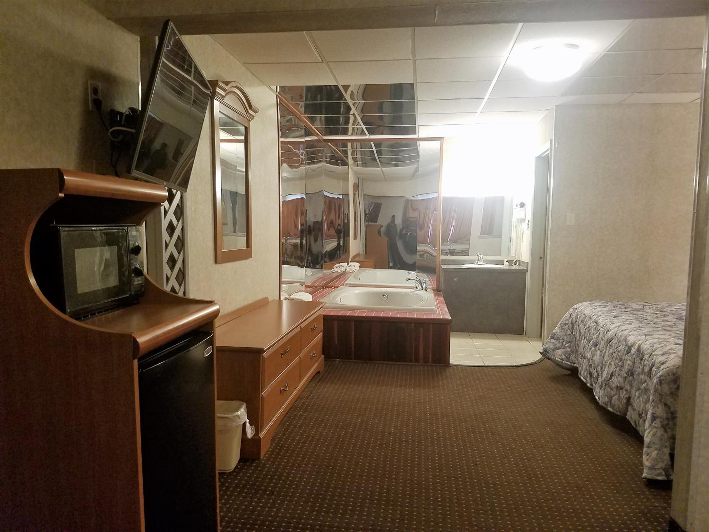 Superior King Room - Photo 3