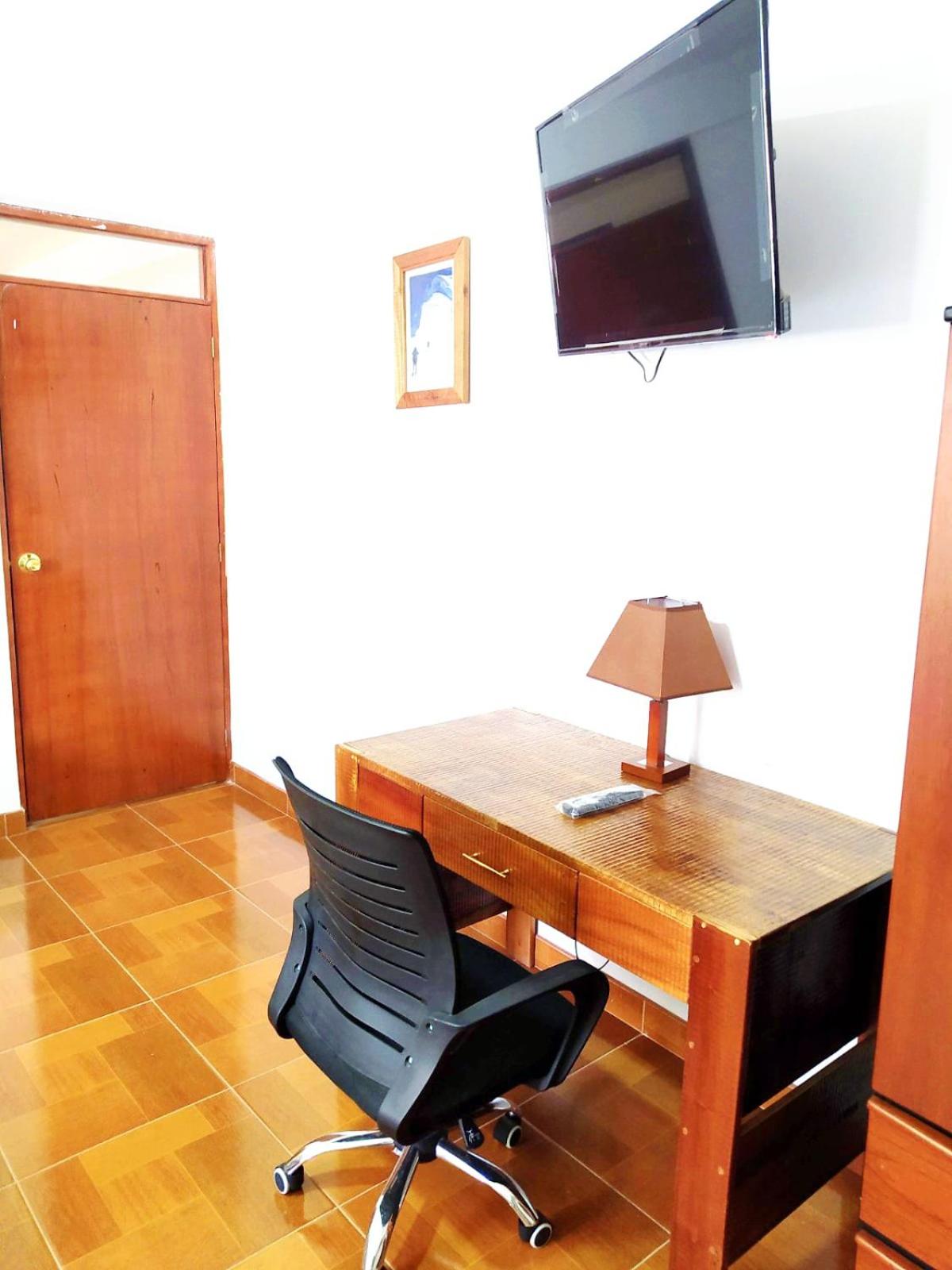 Deluxe Double Room (2 Adults + 1 Child) photo 2