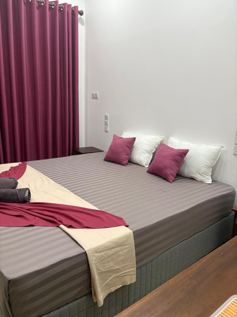 Superior King Room photo 2