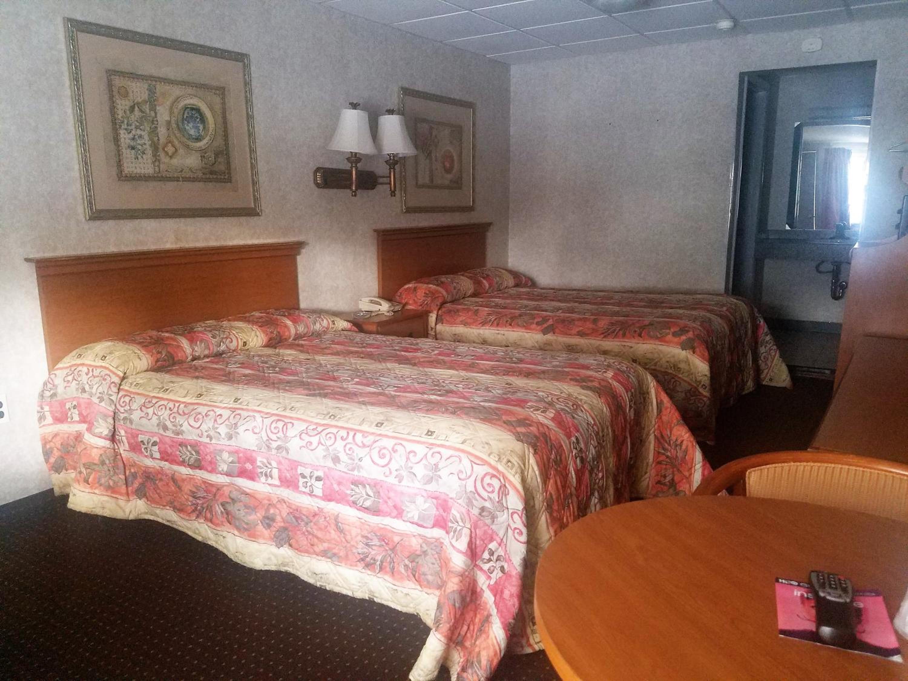 Large Double Room photo 1