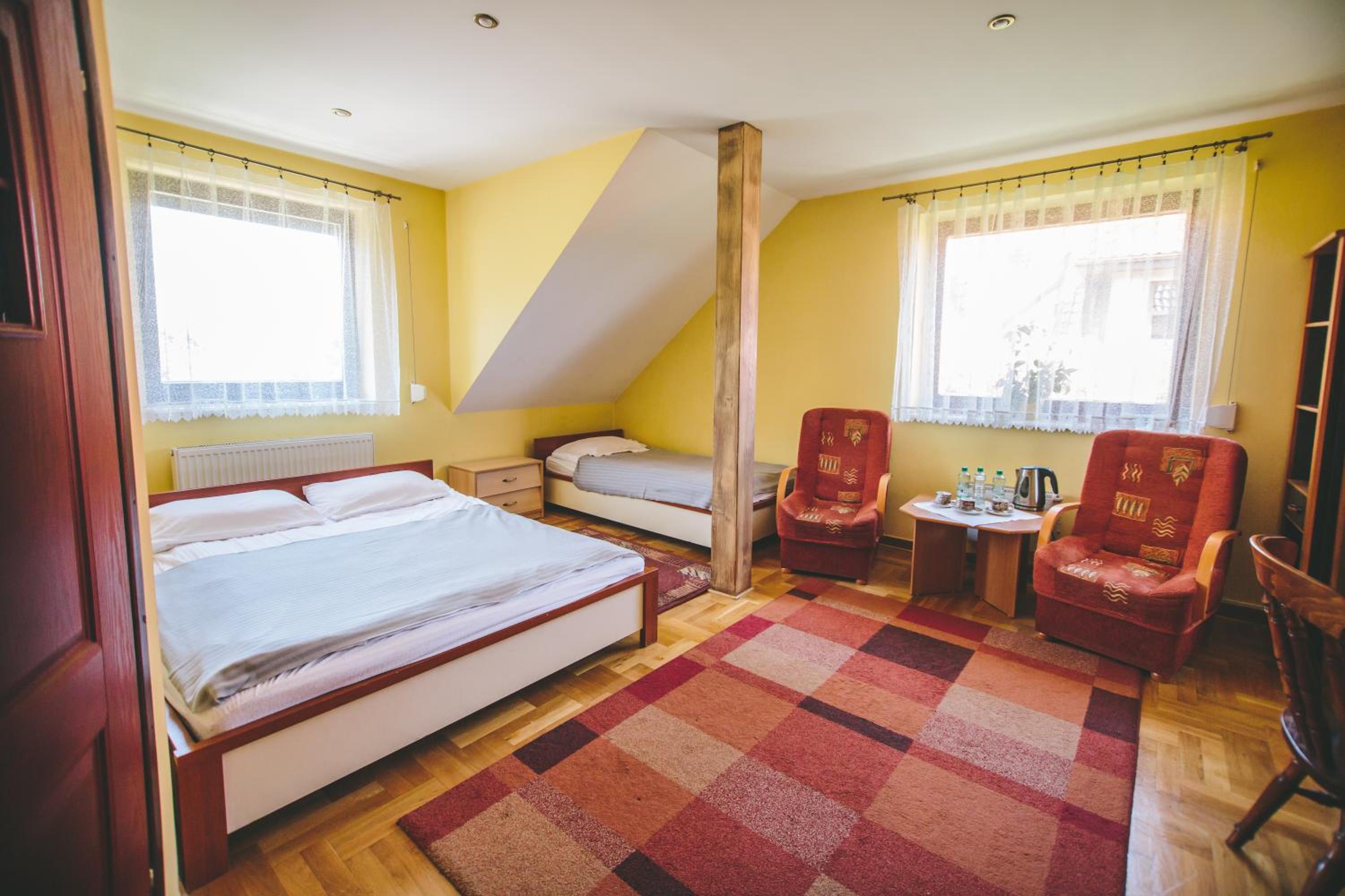 Triple Room - Photo 1