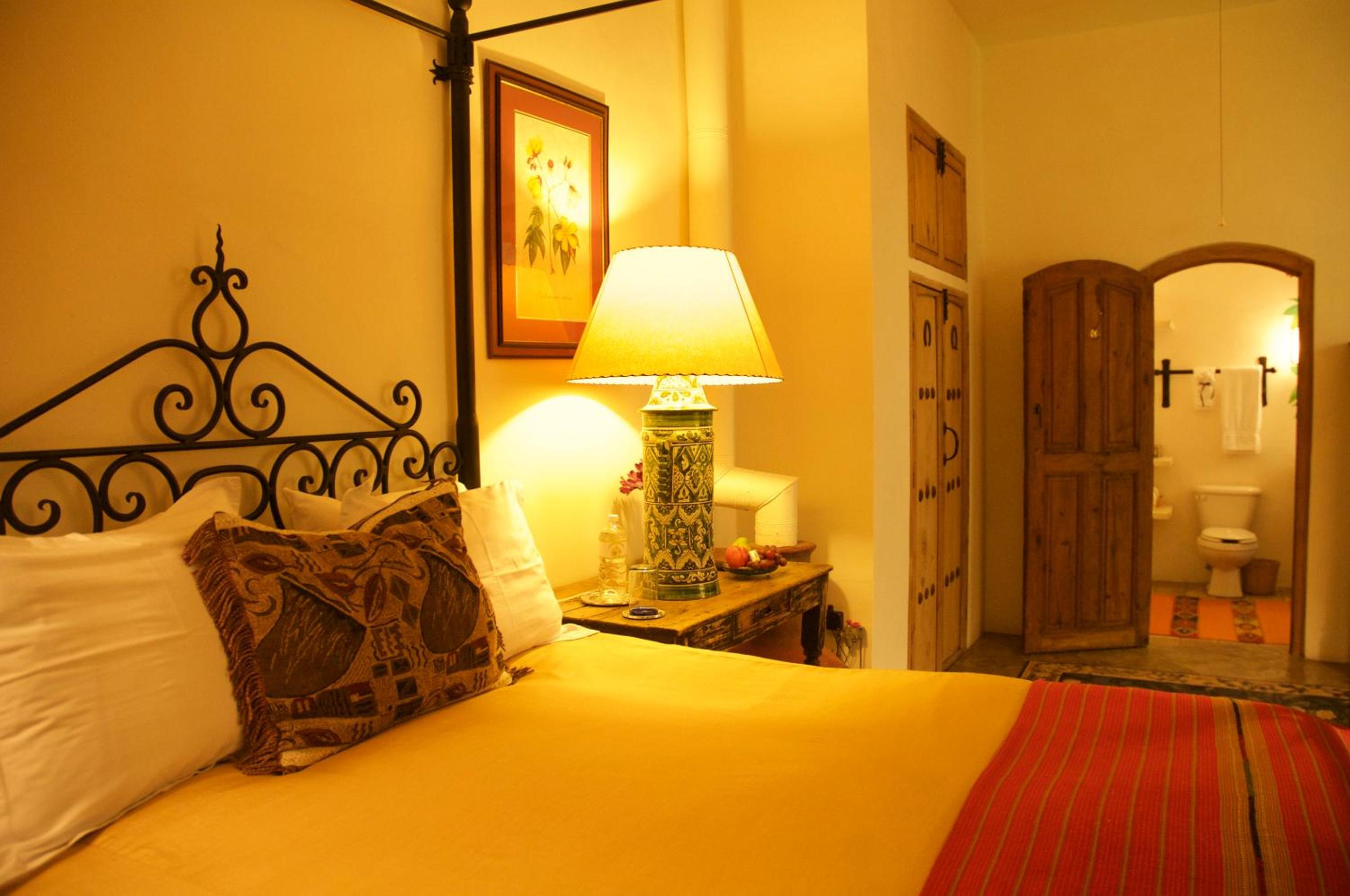 Queen Room photo 3
