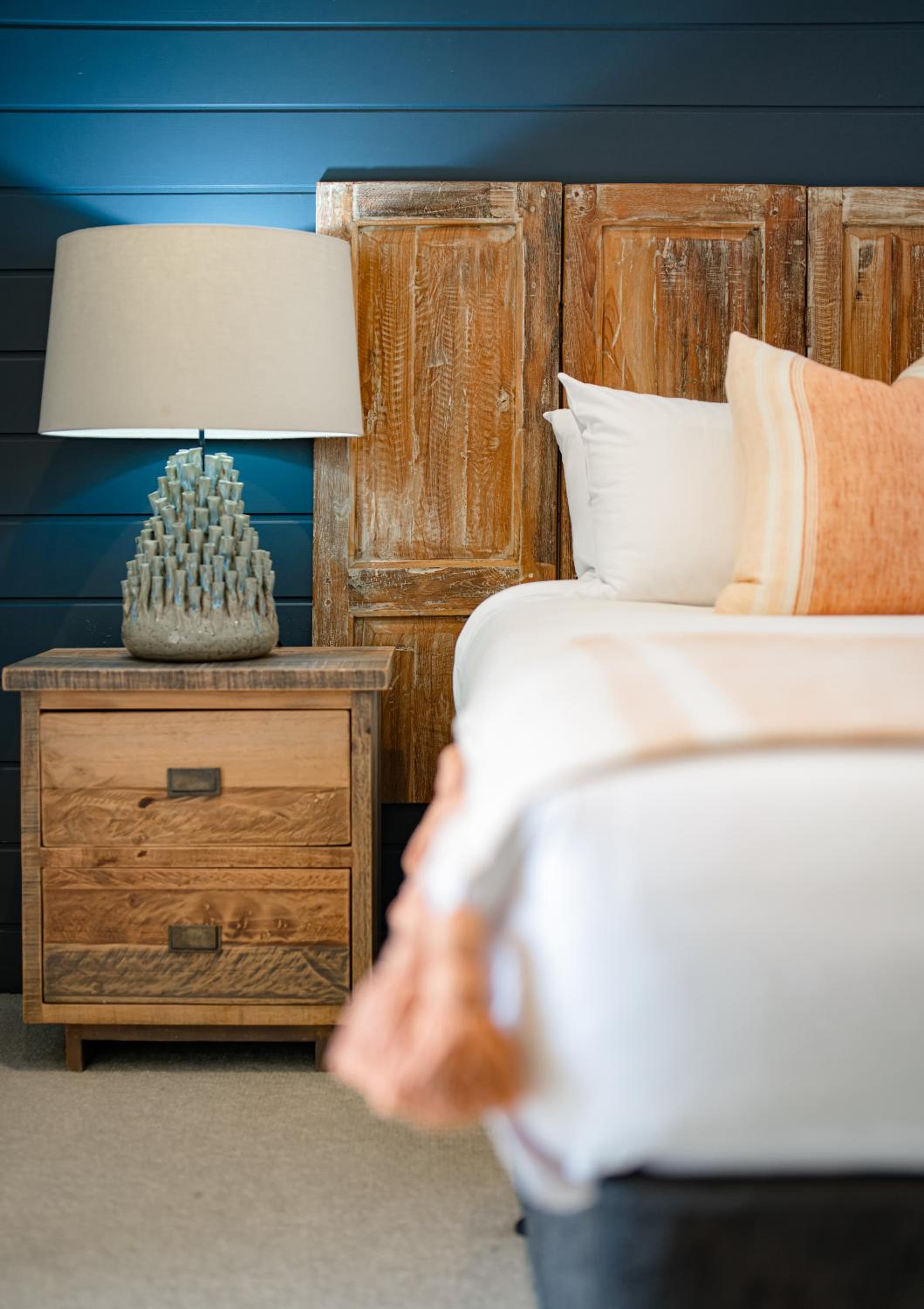 One-Bedroom Luxury Hastings Suite