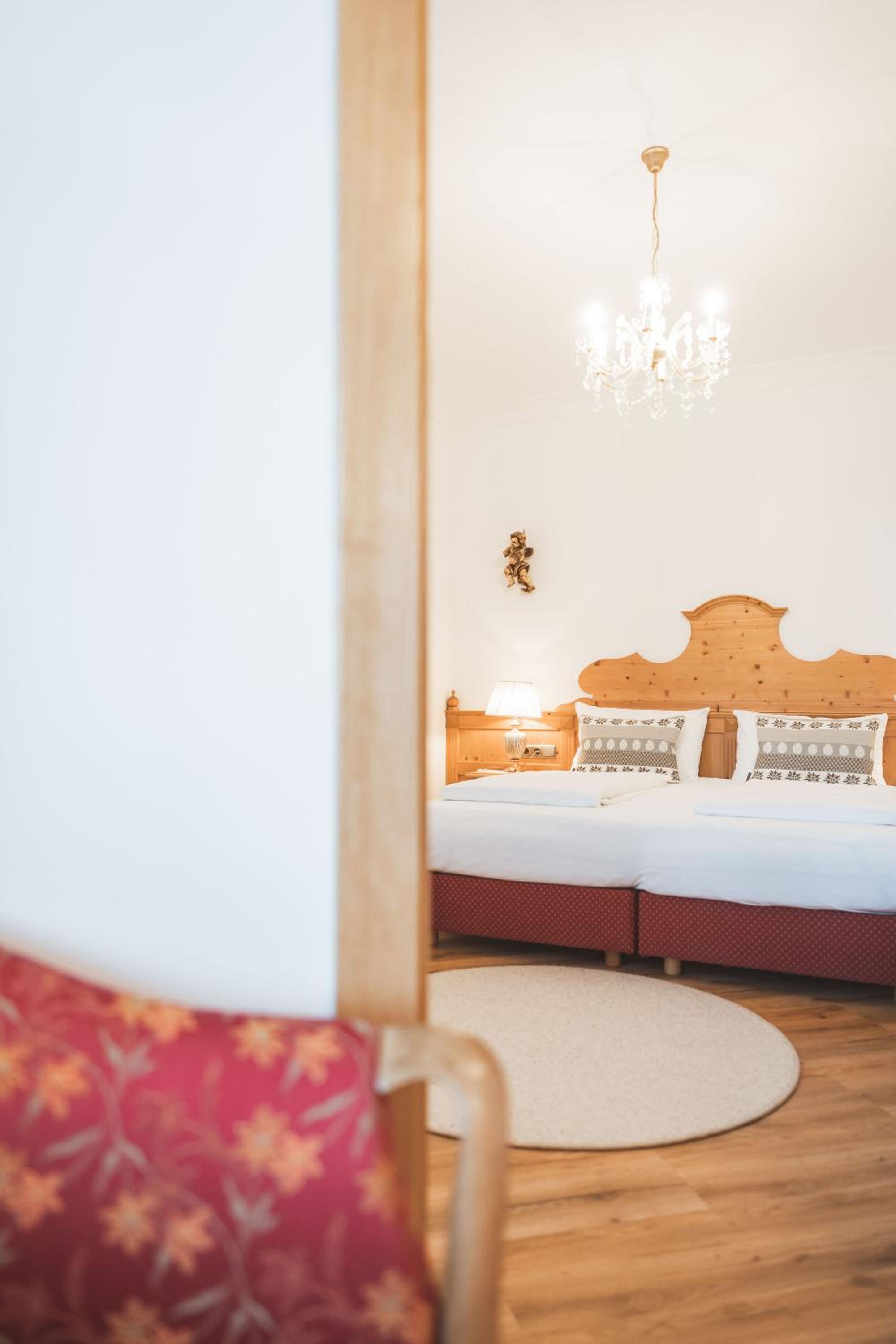Queen Room with Balcony photo 1