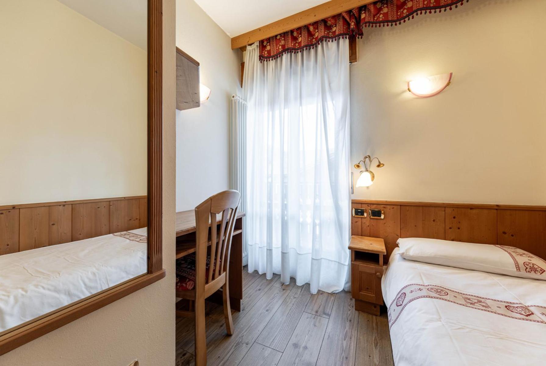 Superior Single Room photo 3
