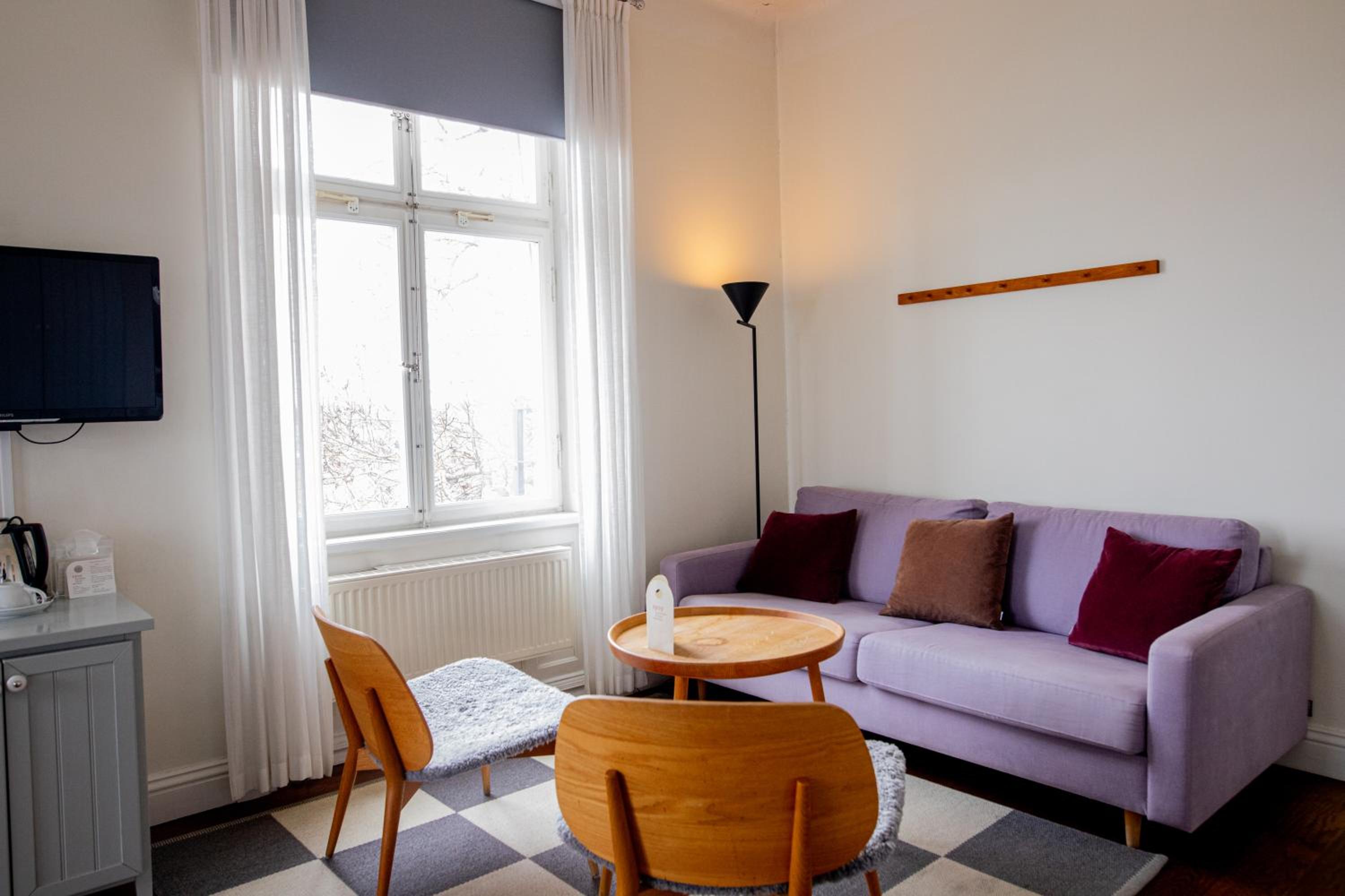 Deluxe Twin Room with Lake View