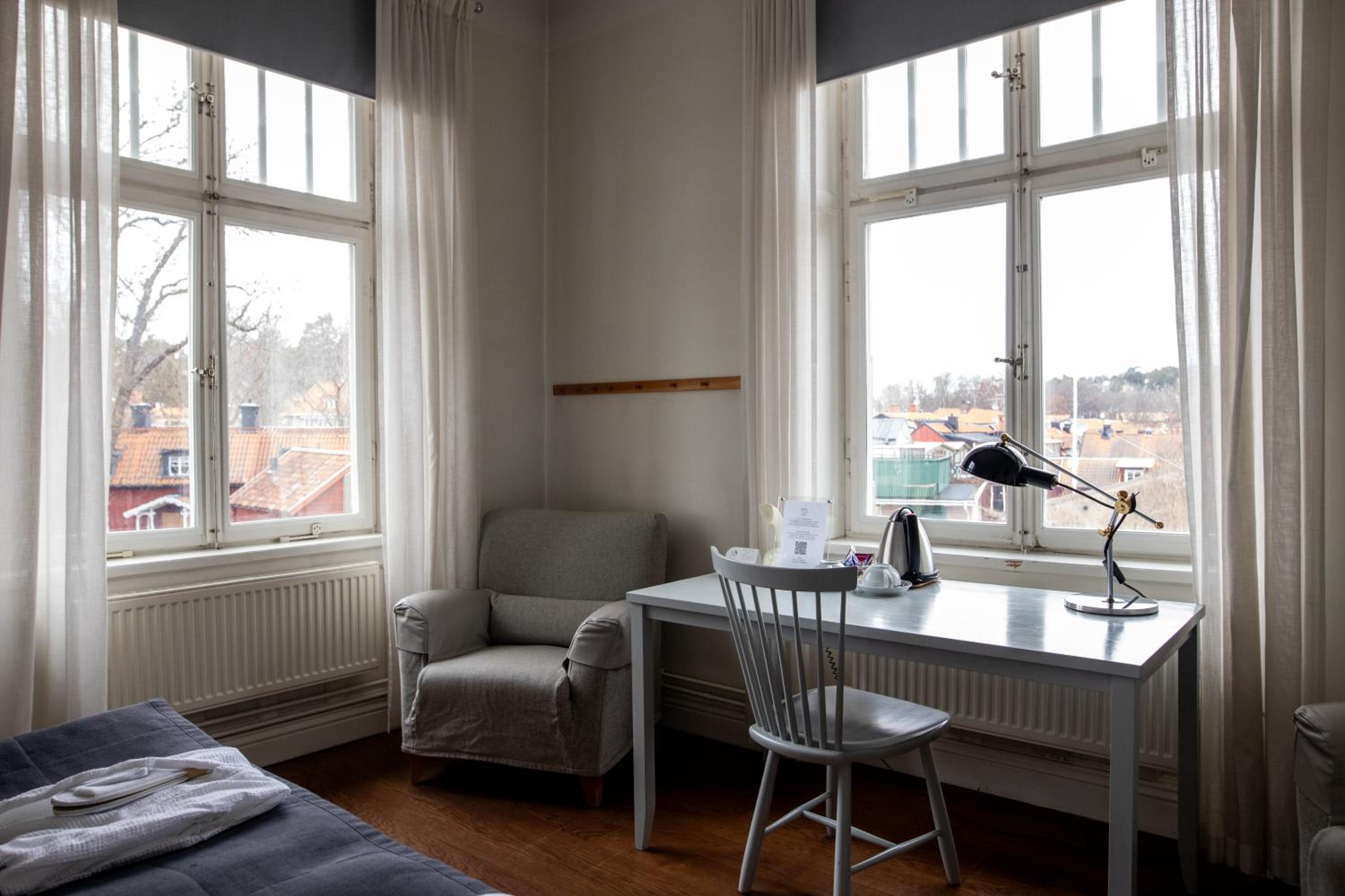 Superior Twin Room with City View