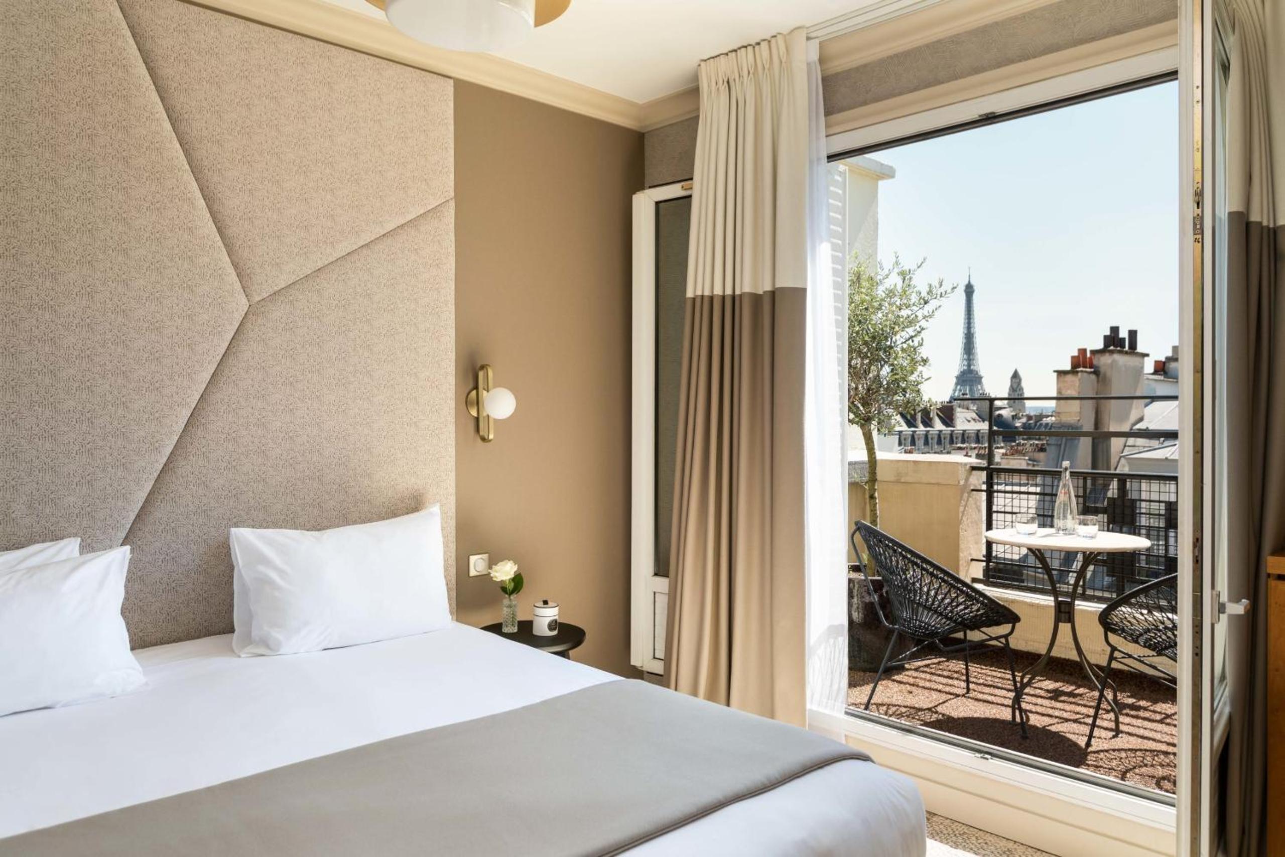 The Timeless Suite - Eiffel Tower View