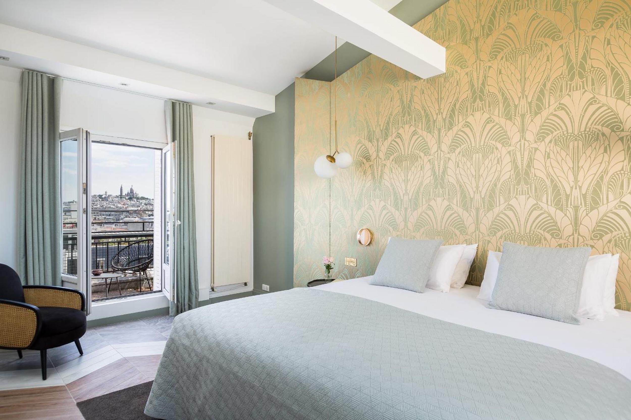 Couture Suite - Eiffel Tower and Montmartre View photo 3
