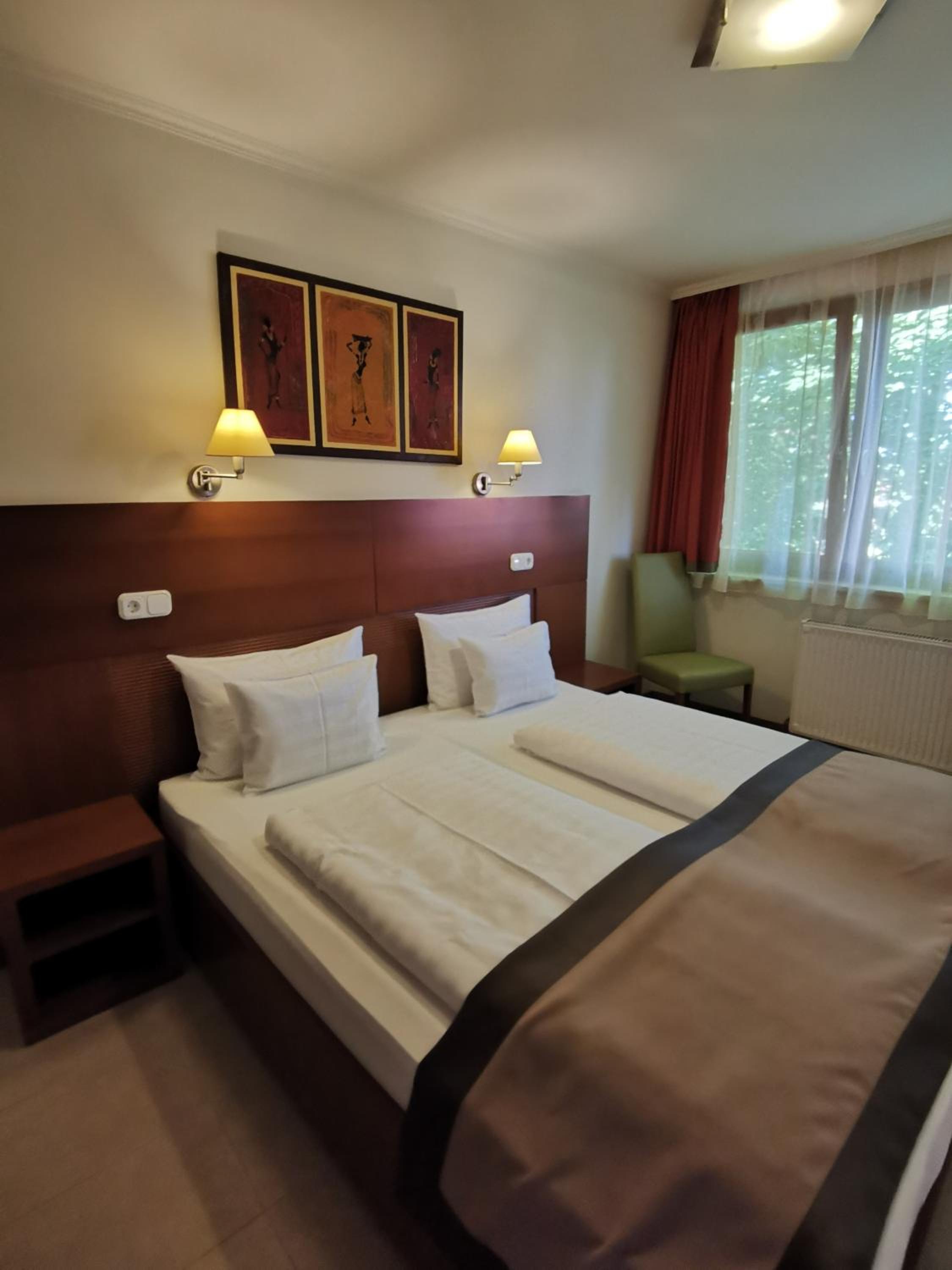 Standard Double Room (1st Floor)