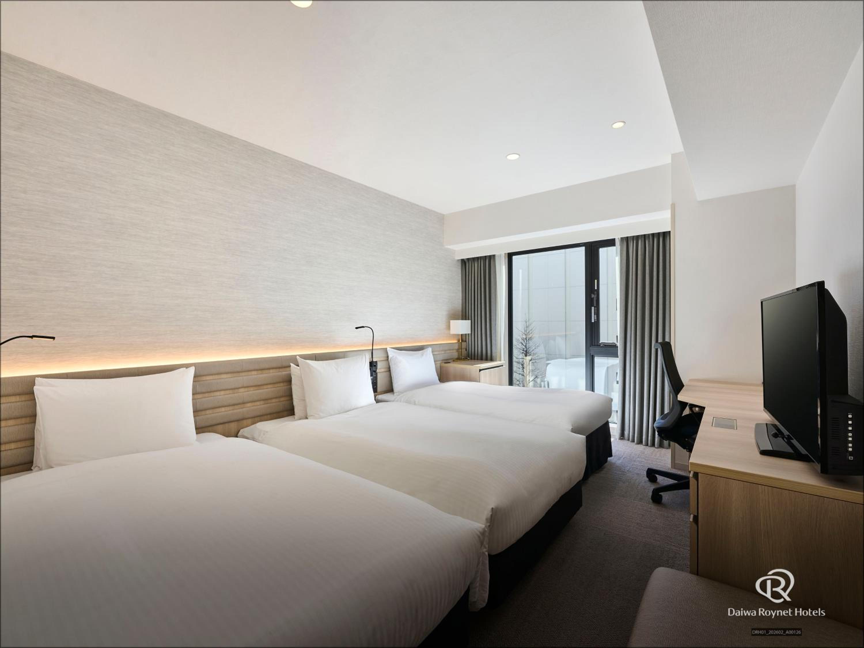 Triple Room - Photo 1