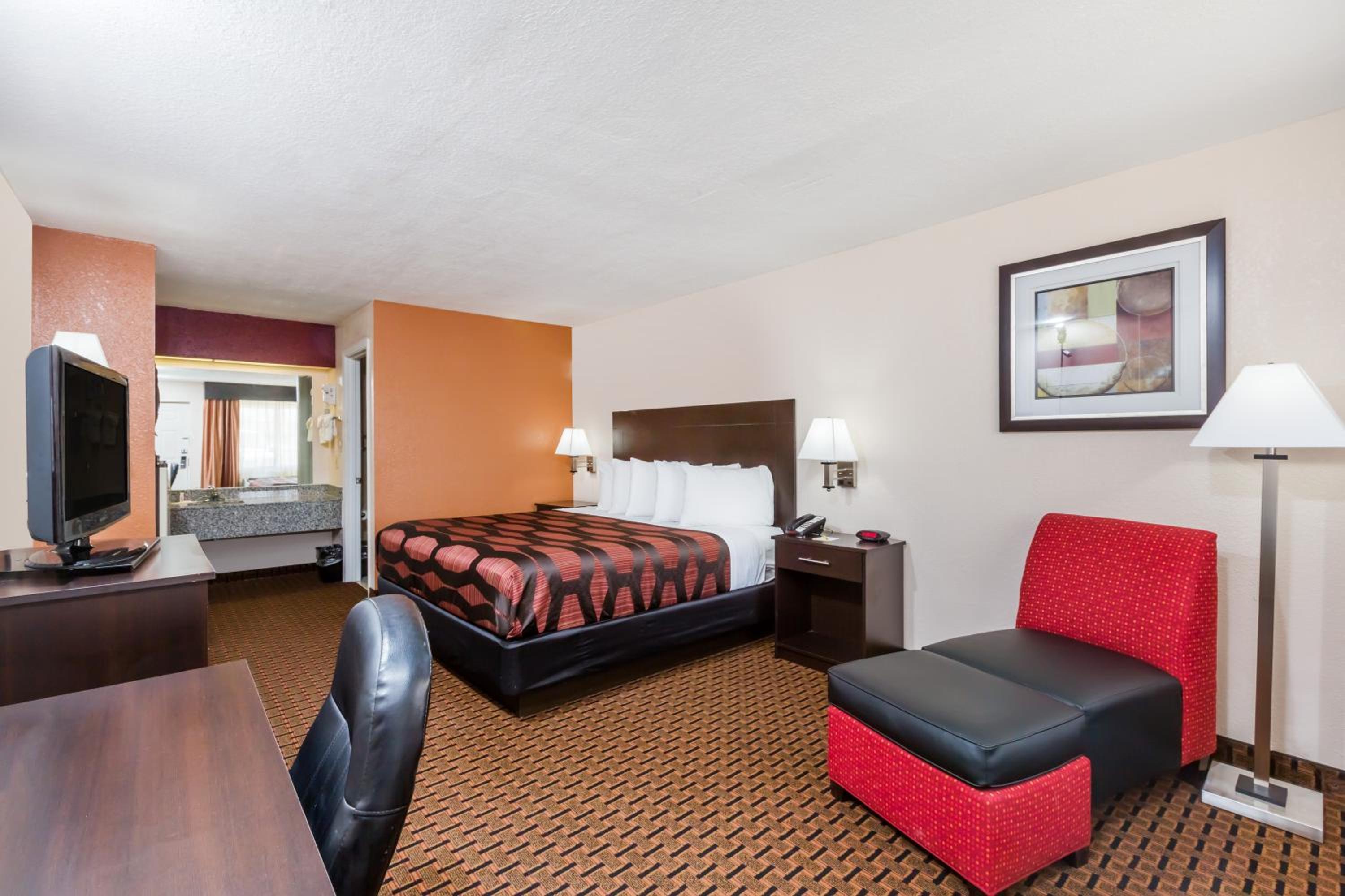 King Room - Non-Smoking - Photo 1