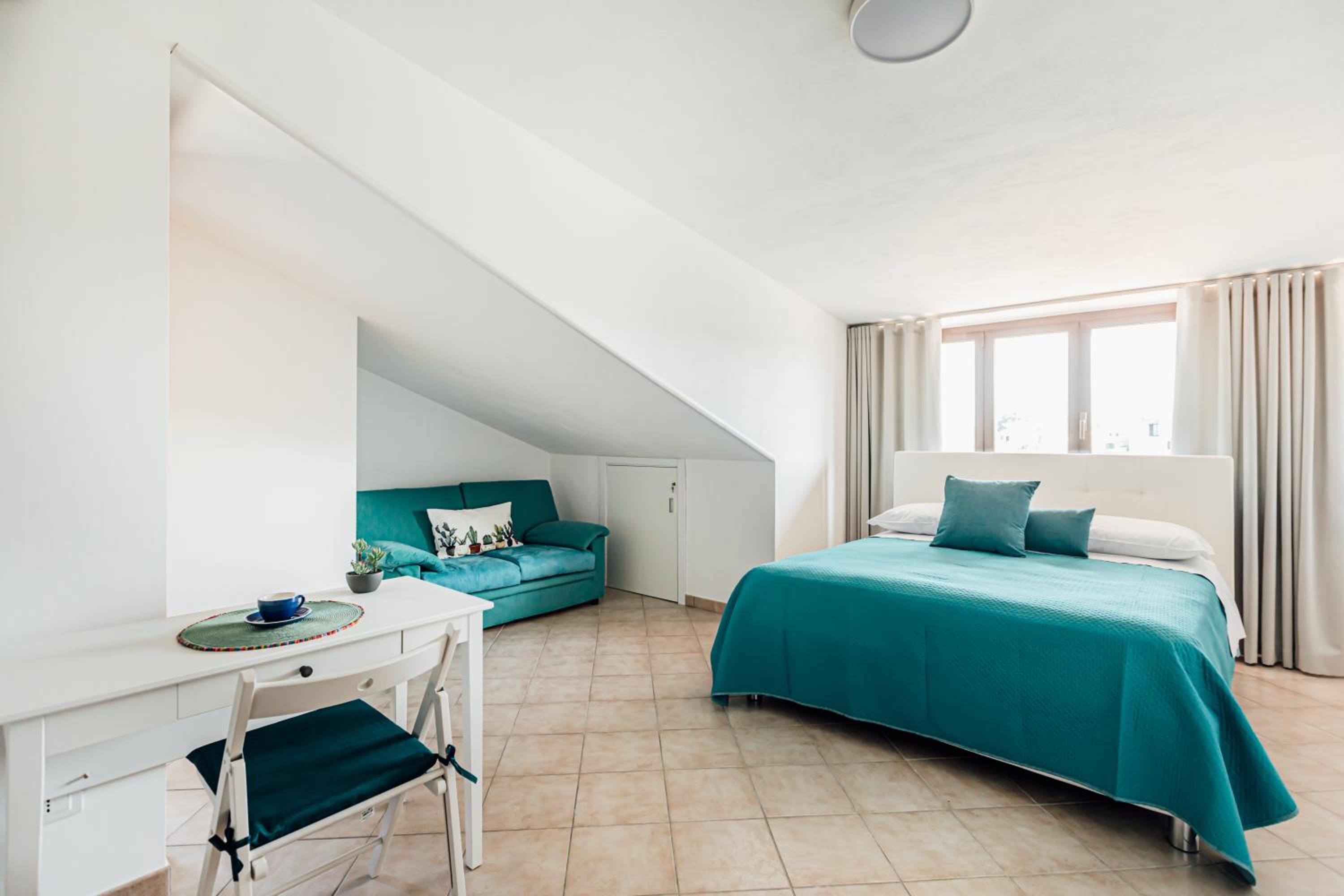 Deluxe Double Room with Sea View photo 3