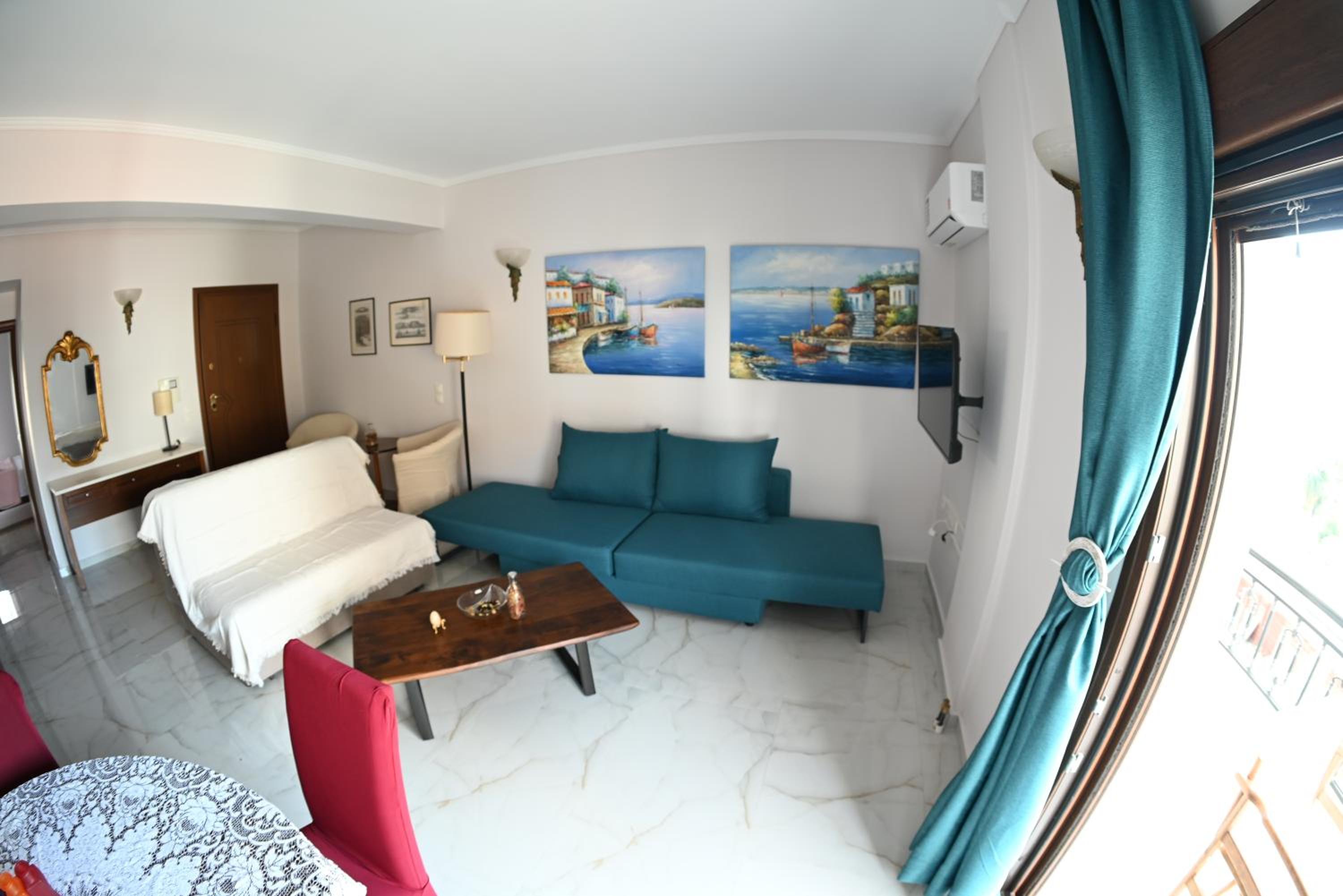 Apartment with View and Balcony photo 1