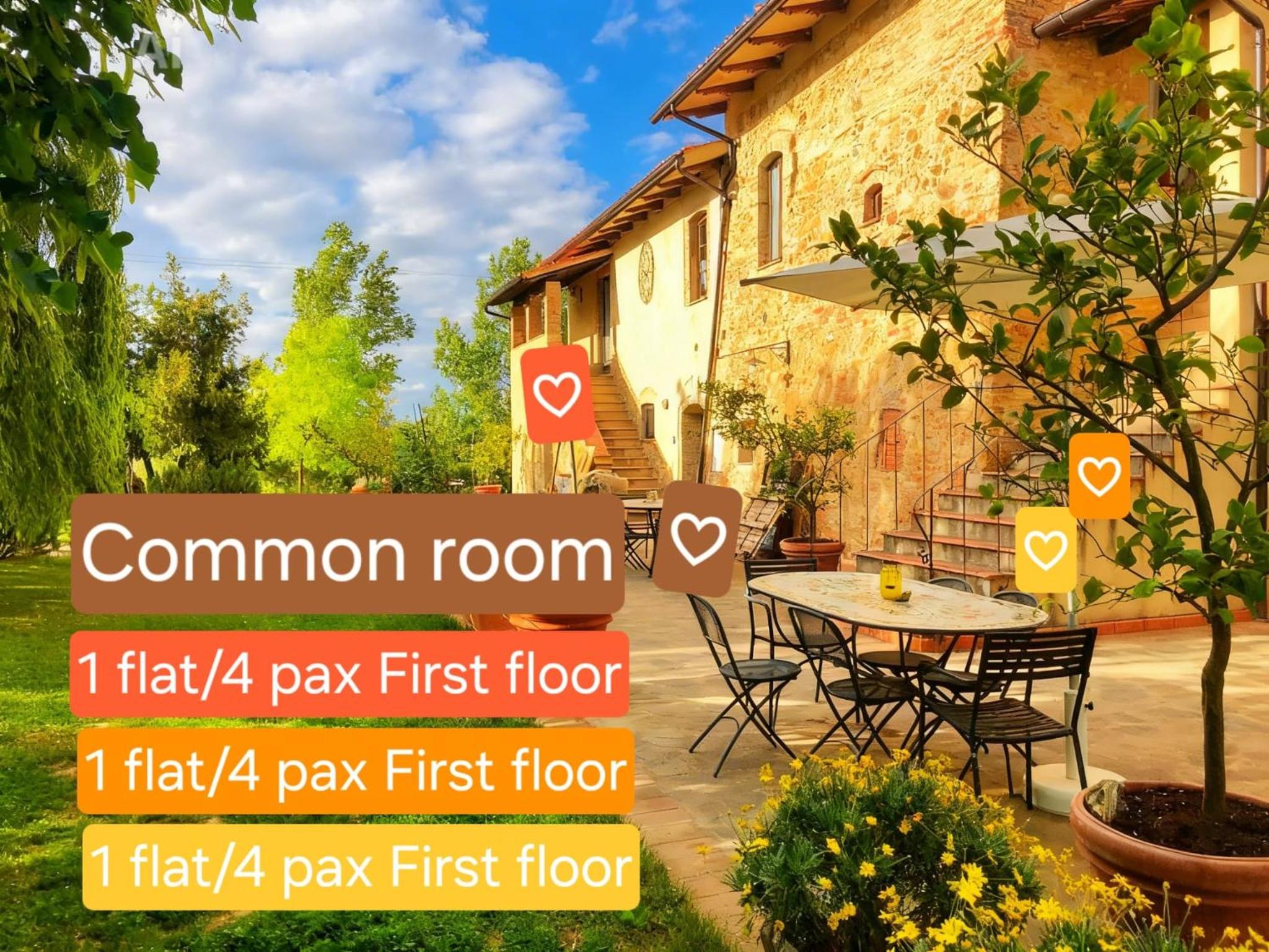 Six-Bedroom House photo 2